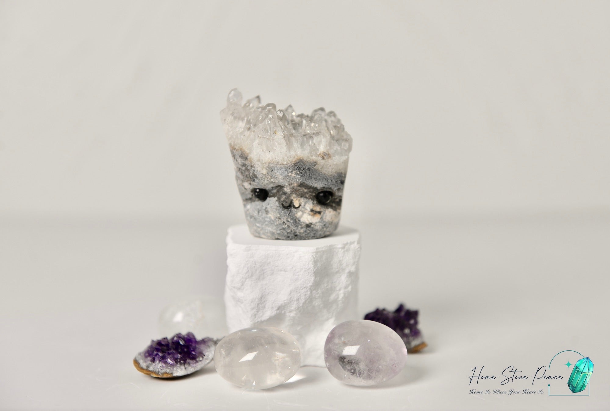 白水晶小刺蝟 Quartz Hedgehog