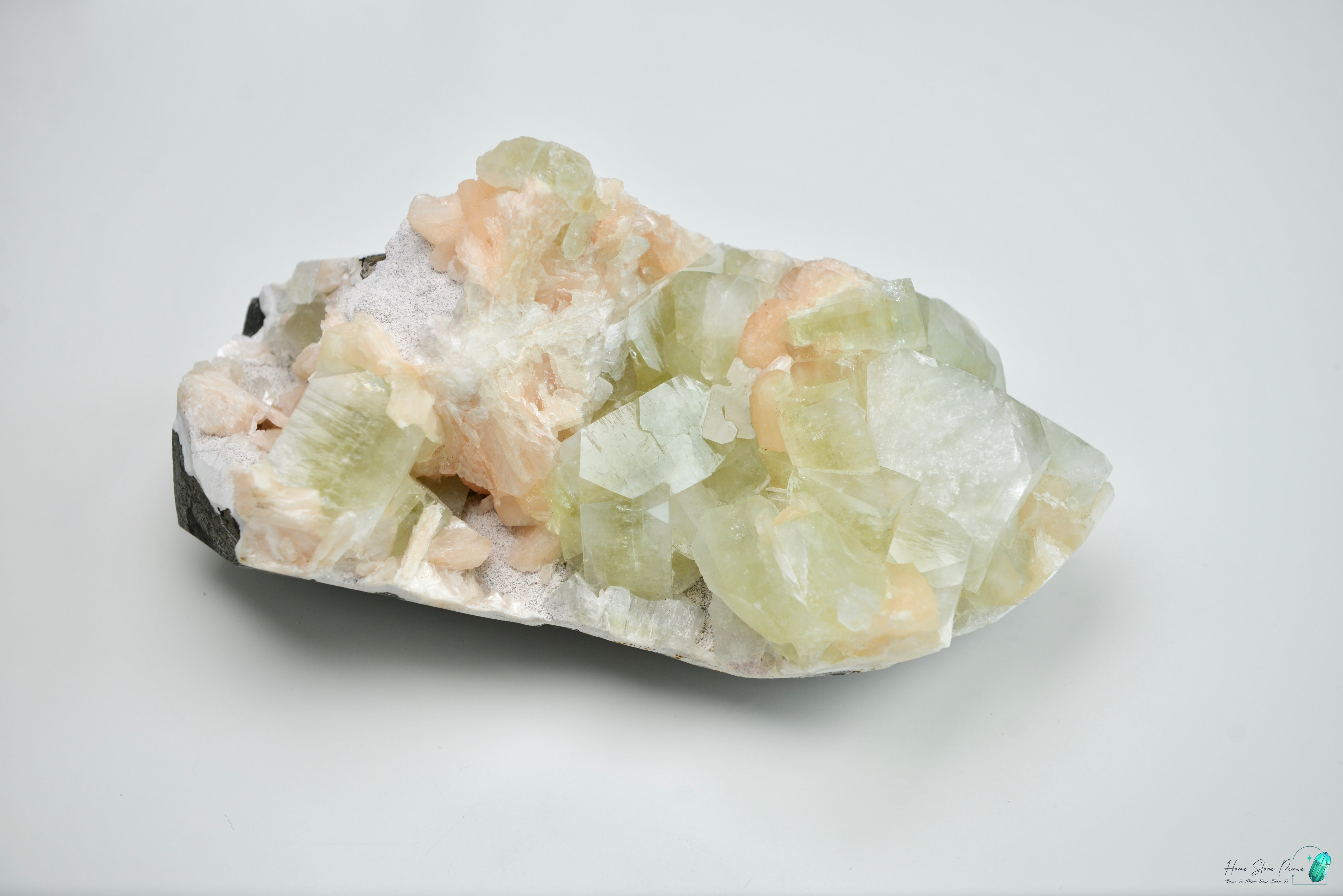 精品印度大顆綠魚眼石橙輝沸石共生原石 Green Apophyllite with Peach Stilbite Cluster
