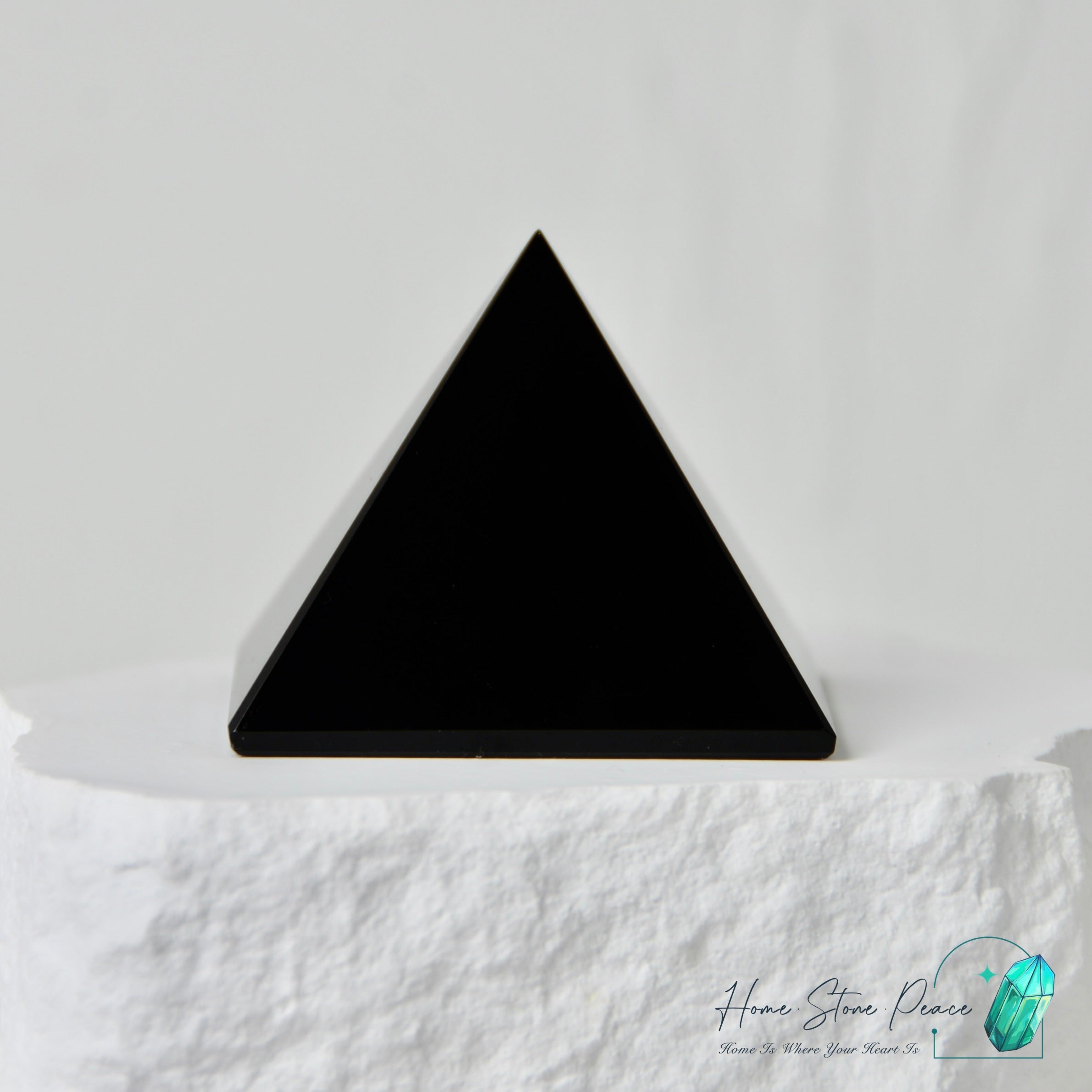 <tc>黒曜石のピラミッド</tc>