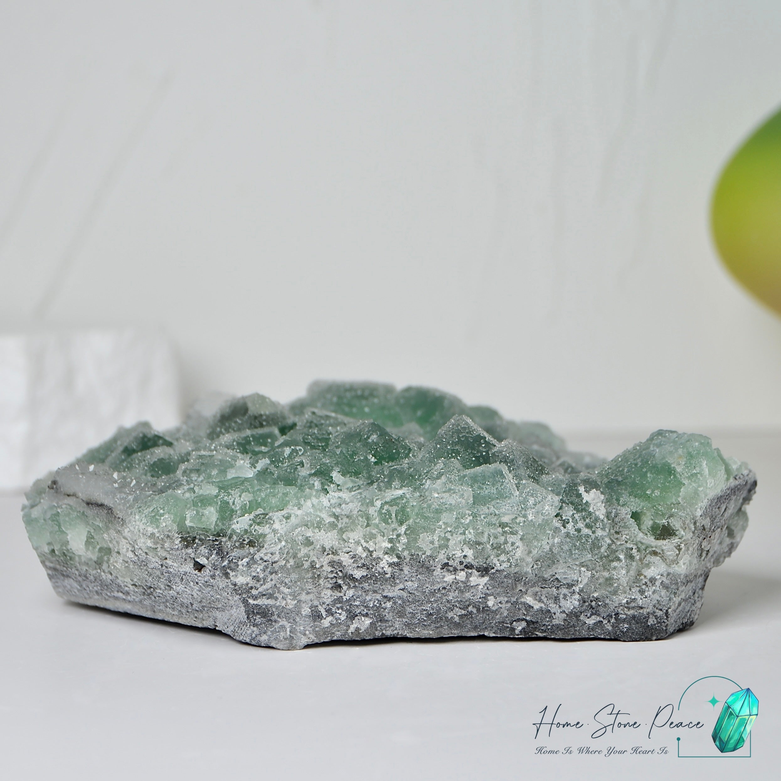 砂糖螢石原石 Green Sugar Coated Fluorite Cluster