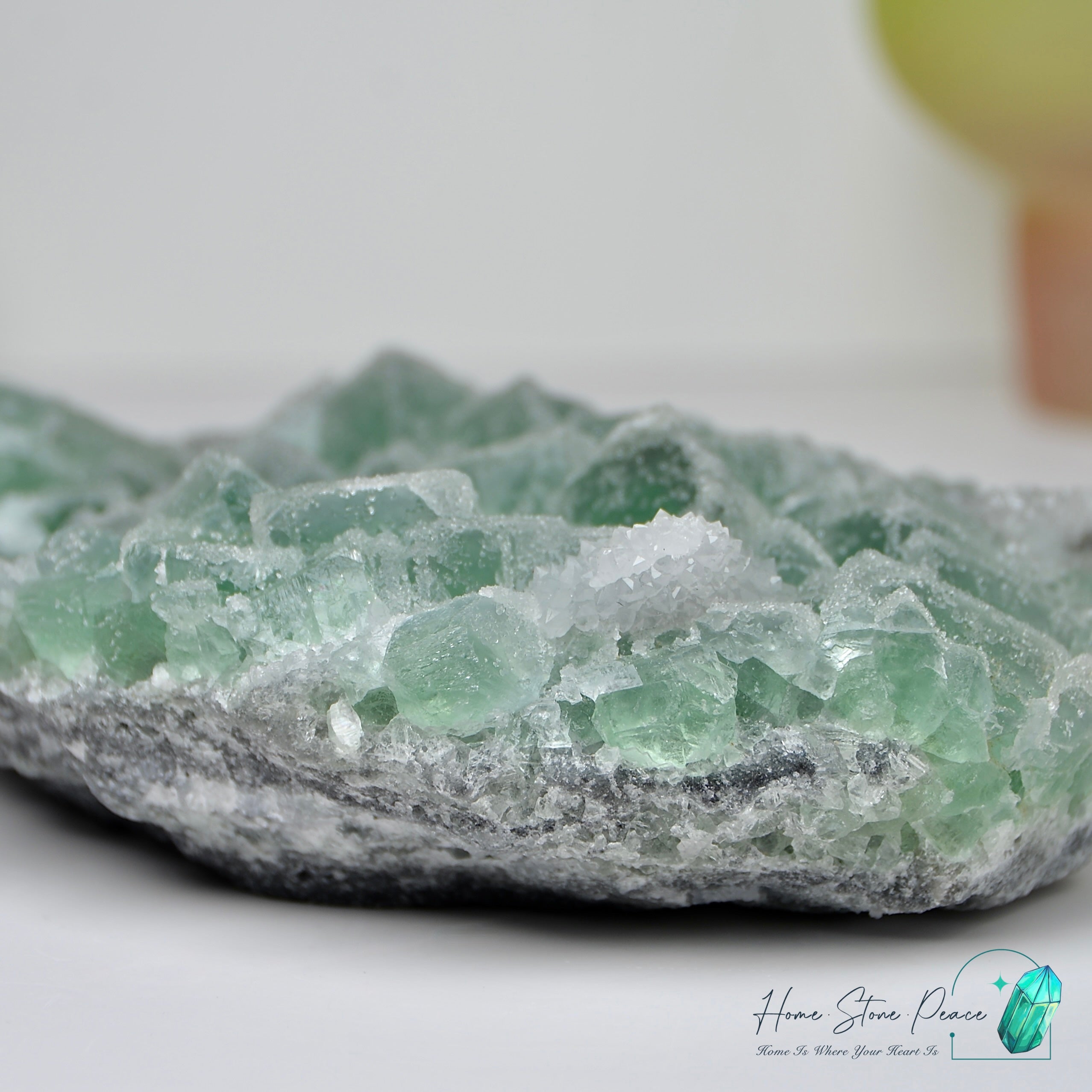 砂糖螢石原石 Green Sugar Coated Fluorite Cluster