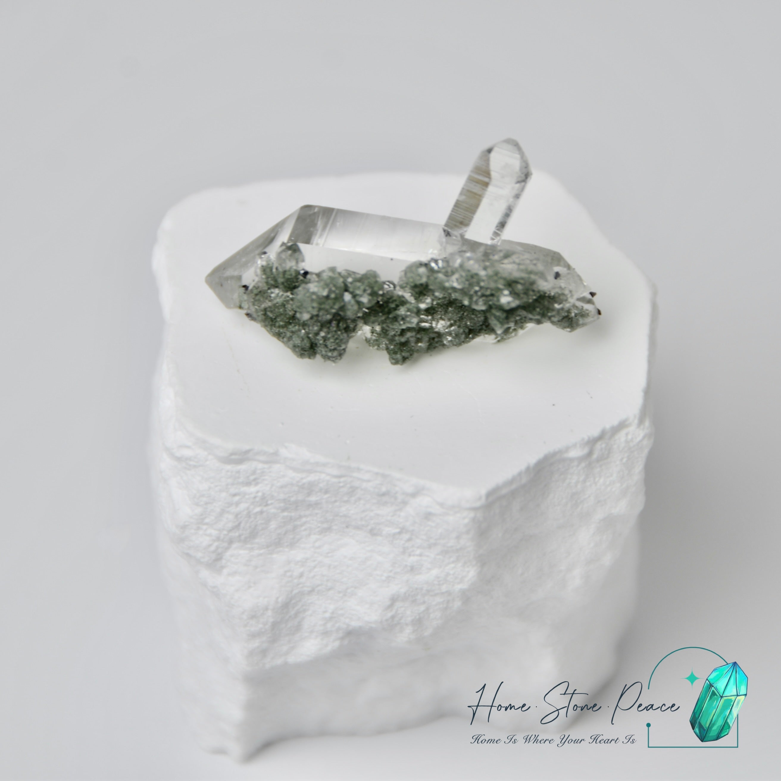 <tc>グリーンファントム入りヒマラヤ水晶(クローライト)</tc>