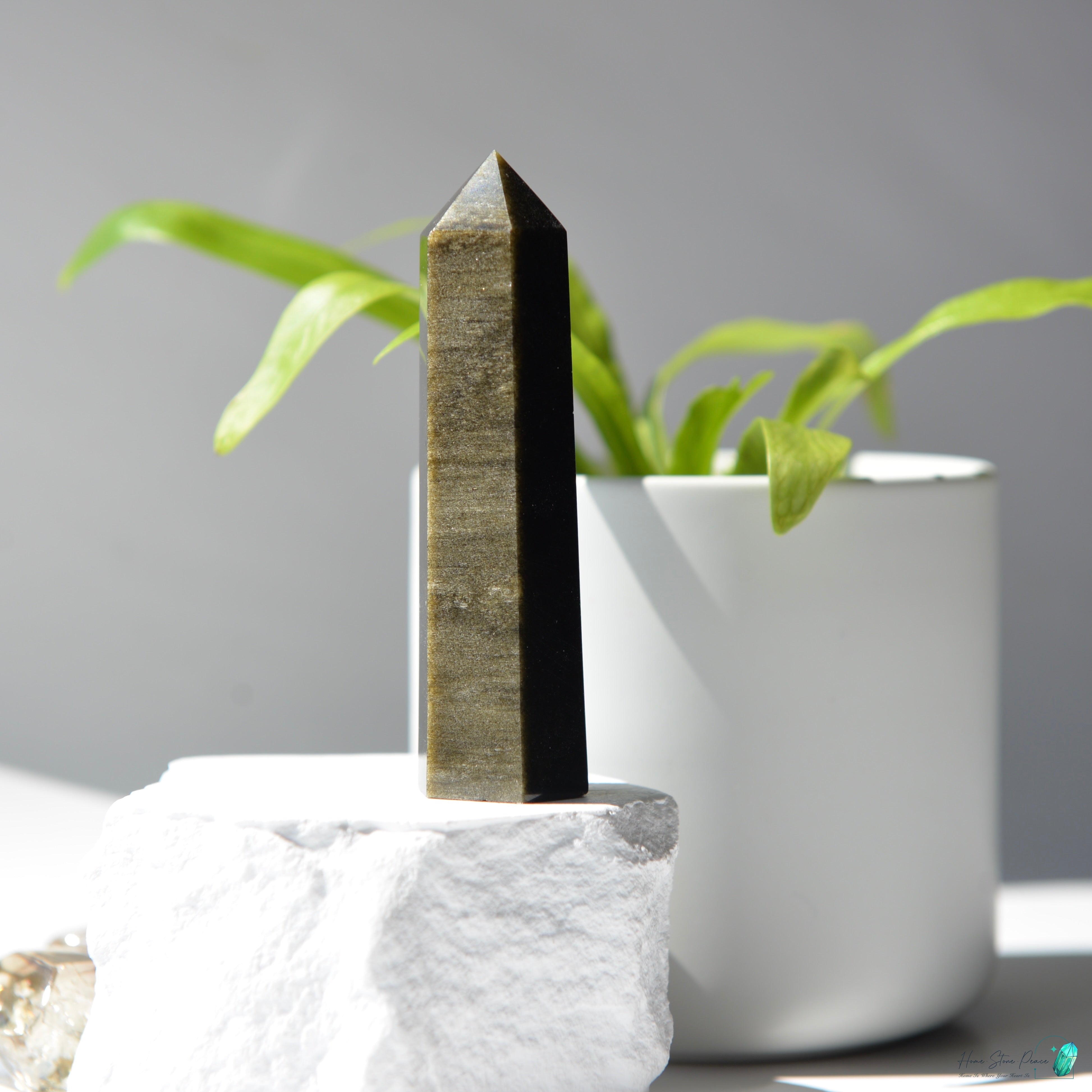 金曜石小柱 Gold Sheen Obsidian Tower