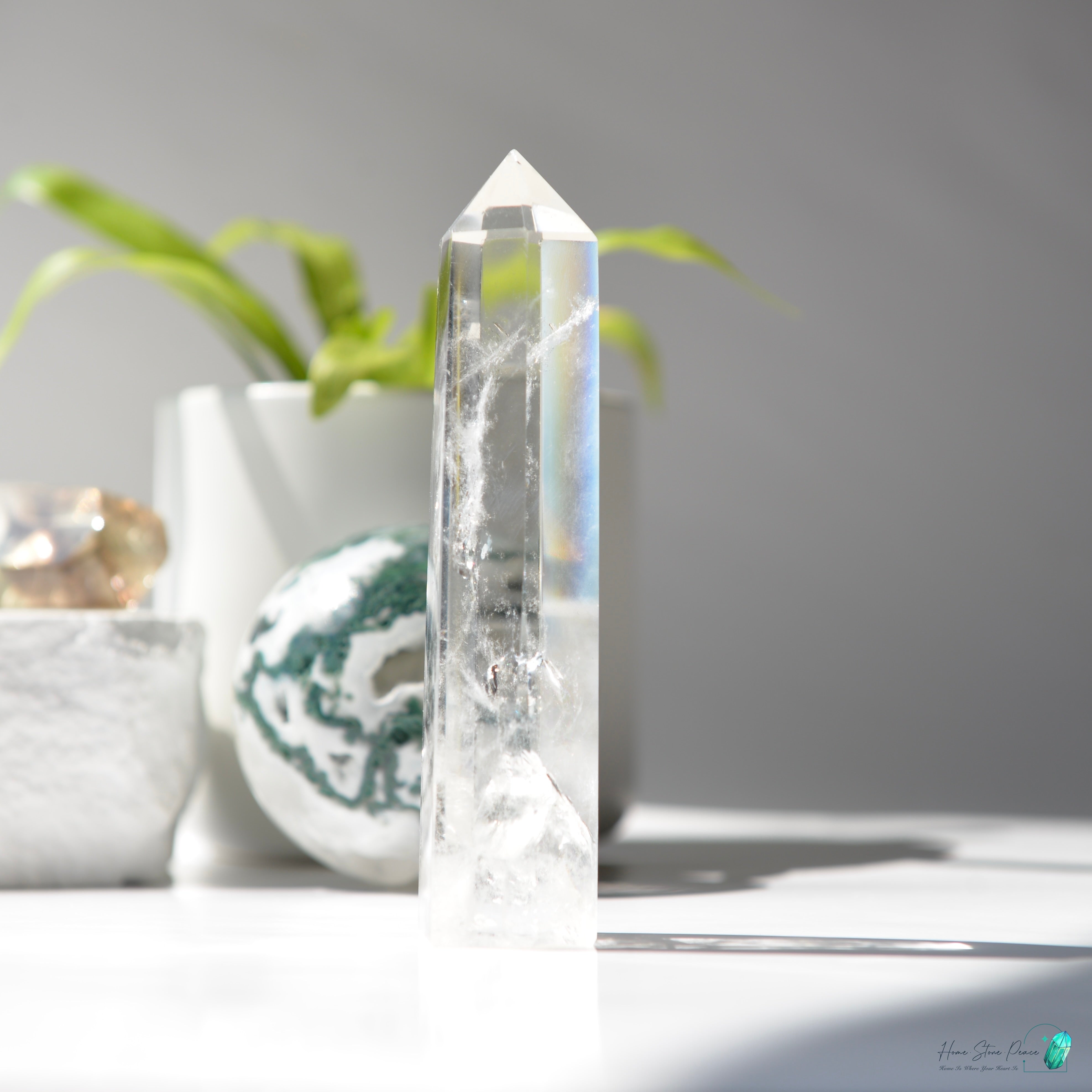 白水晶藍煙柱 Clear Quartz Tower with Blue Smoke