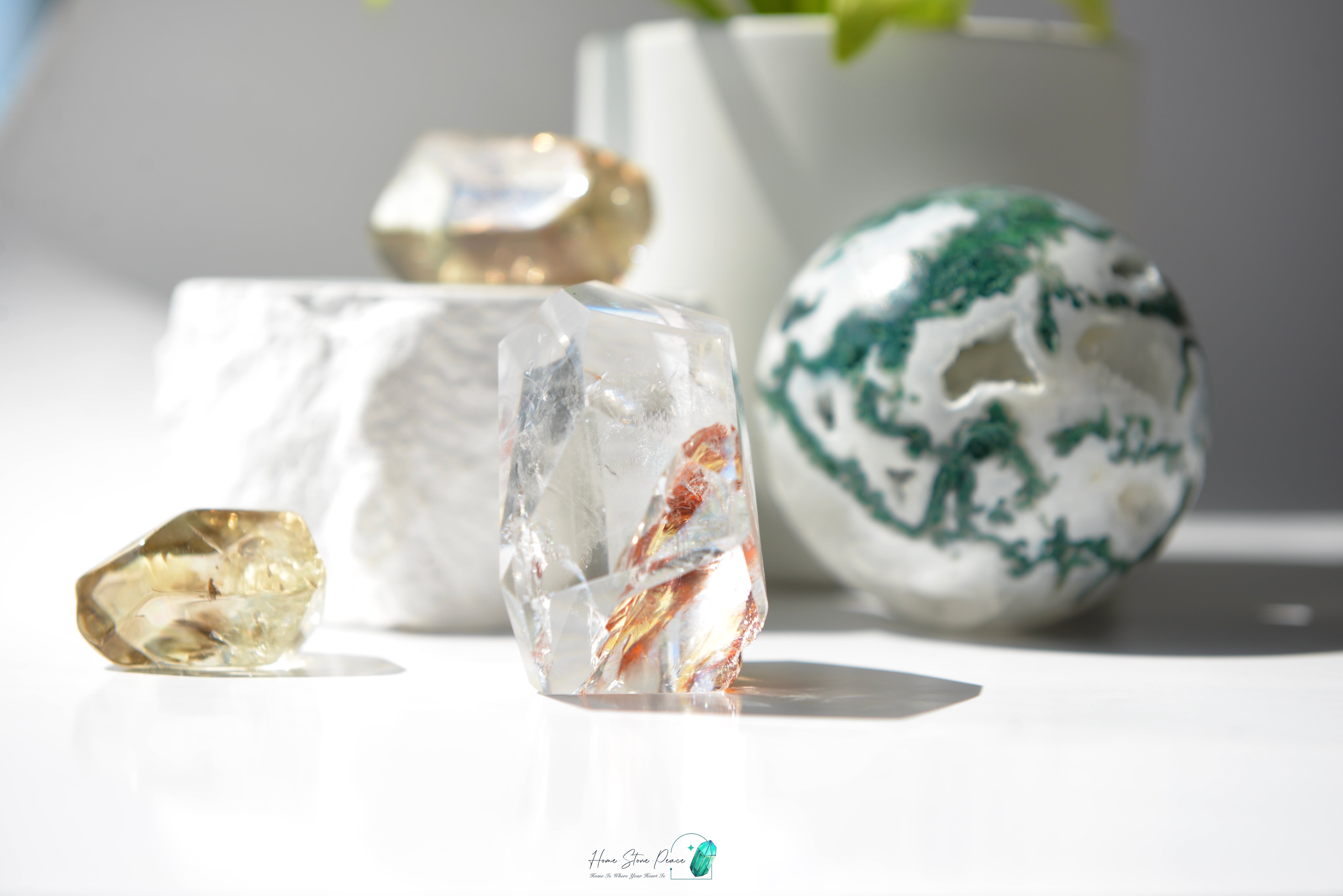 紅黃膠花水晶隨形(含彩虹)赤と黄色のヘマトイドクォーツ フリーフォーム