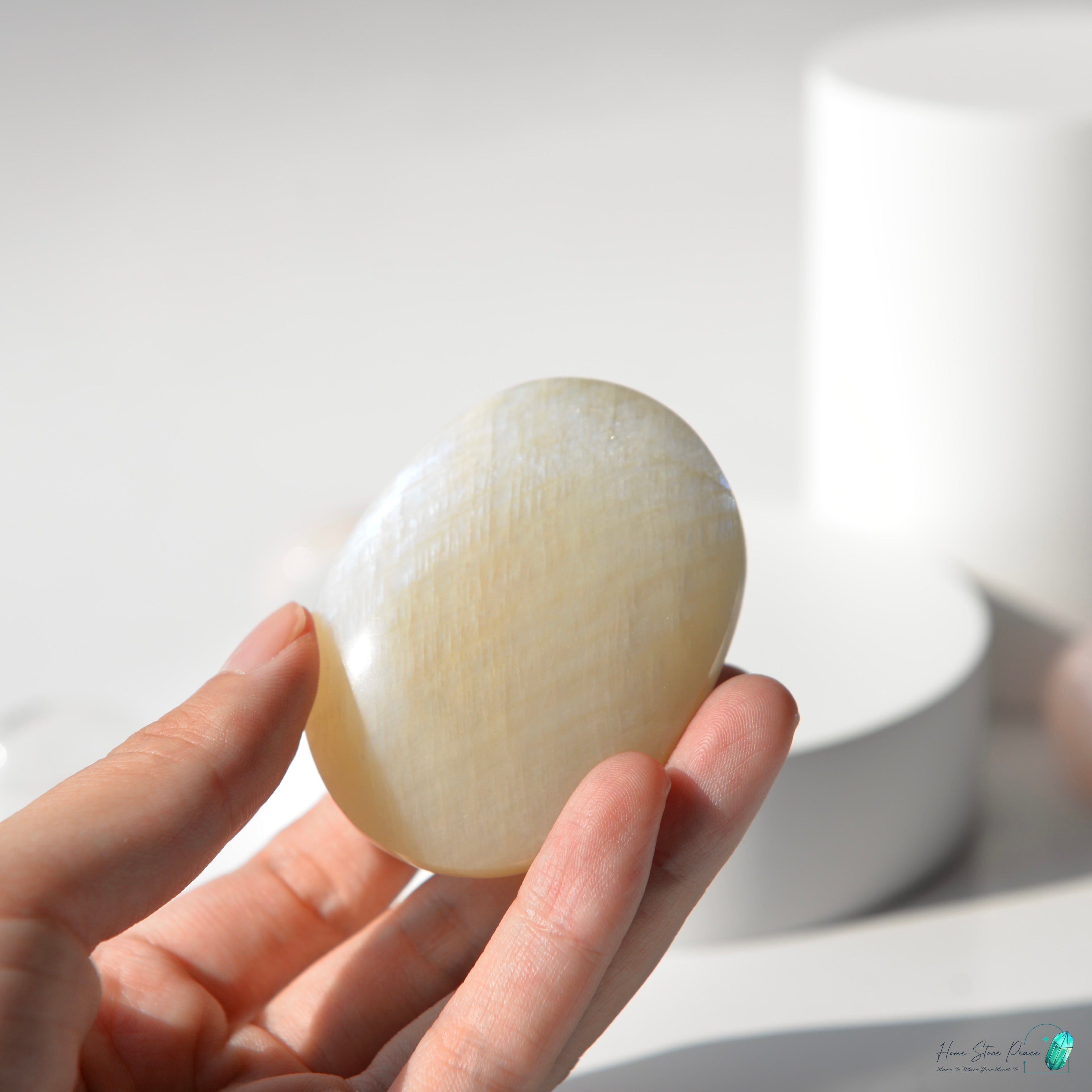 タン桑尼亞月光石手握り石 タンザニア産ムーンストーン パームストーン