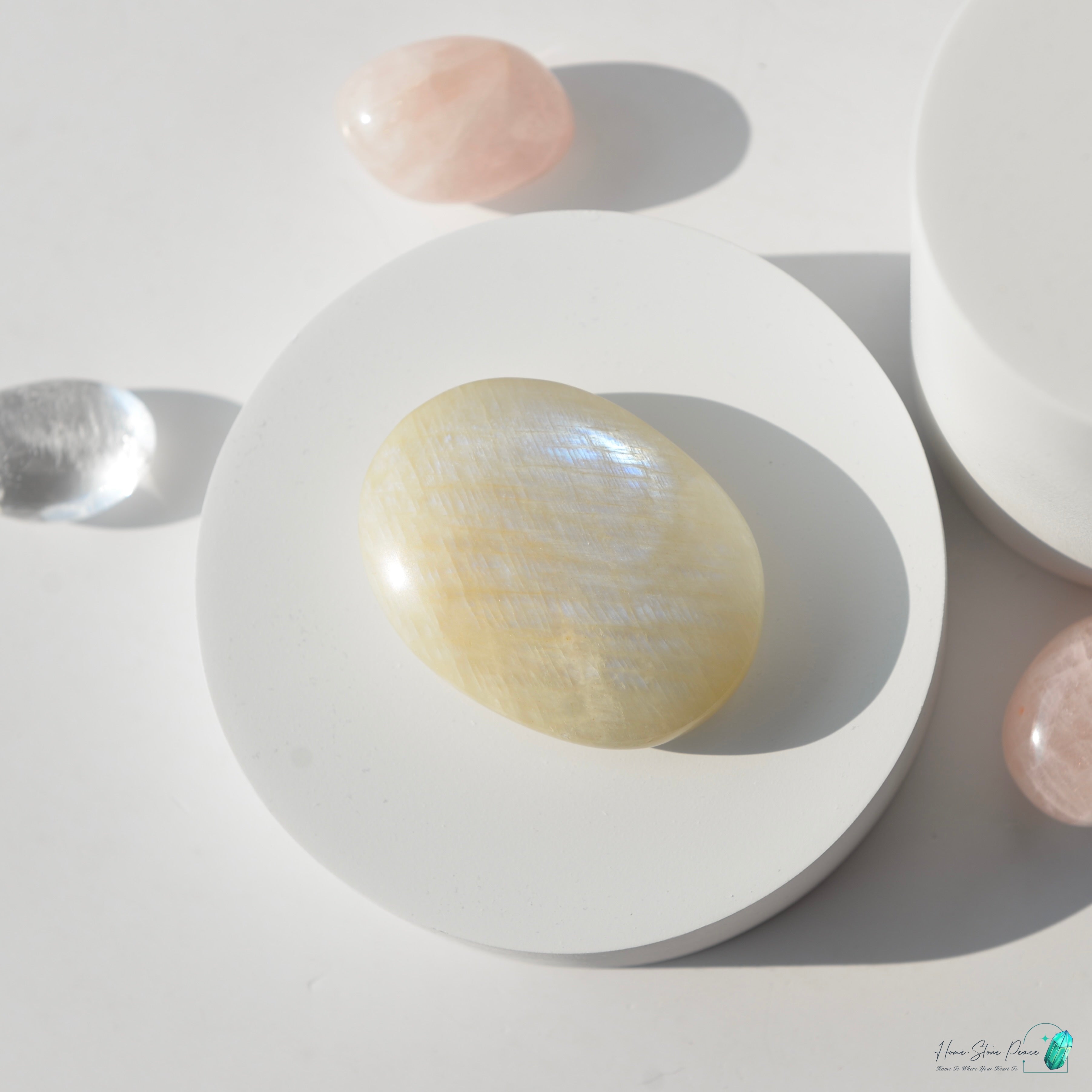 タン桑尼亞月光石手握り石 タンザニア産ムーンストーン パームストーン