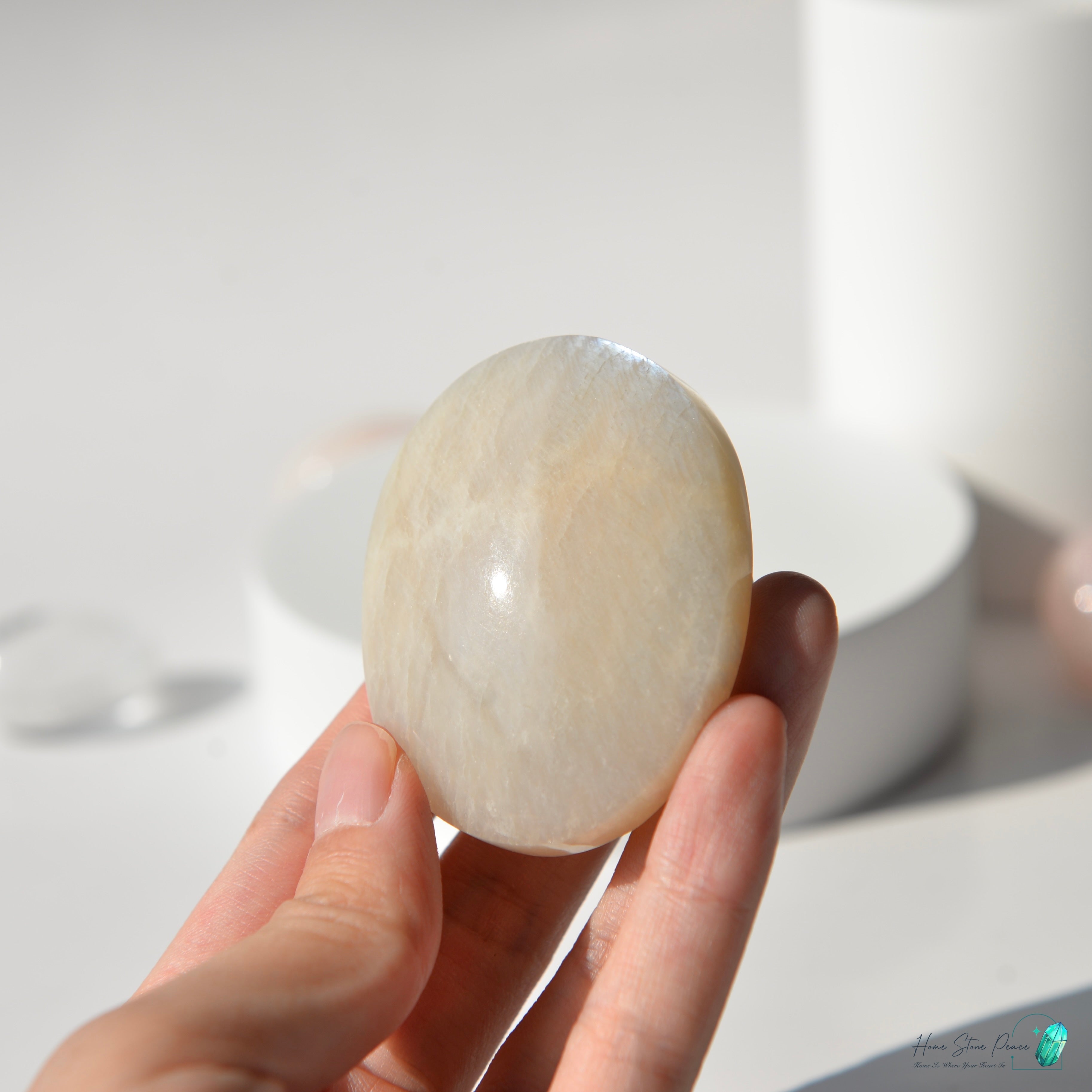 タン桑尼亞月光石手握り石 タンザニア産ムーンストーン パームストーン