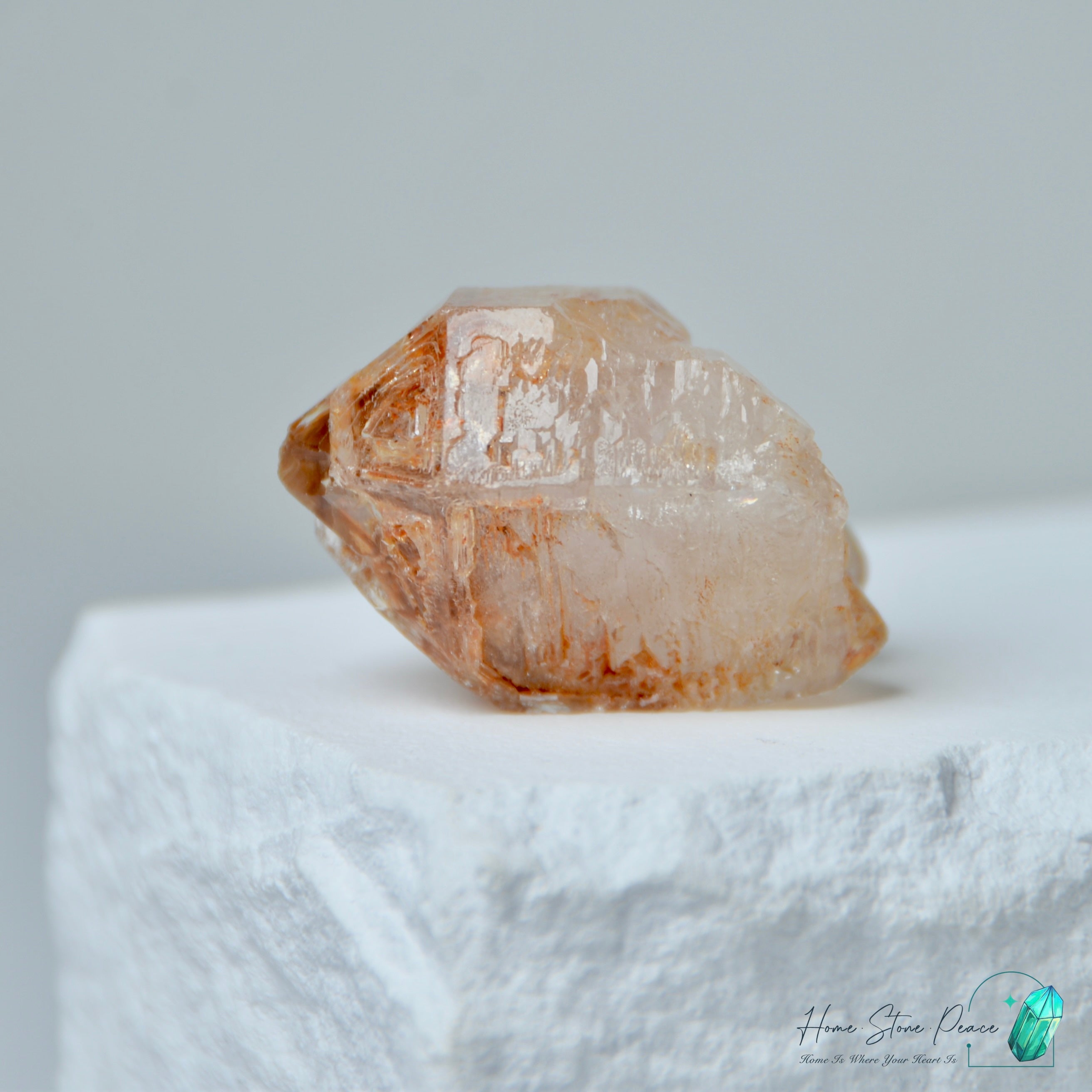 馬達加斯加紅泥骸骨水晶原石 Madagascar Red Mud Skeletal Quartz