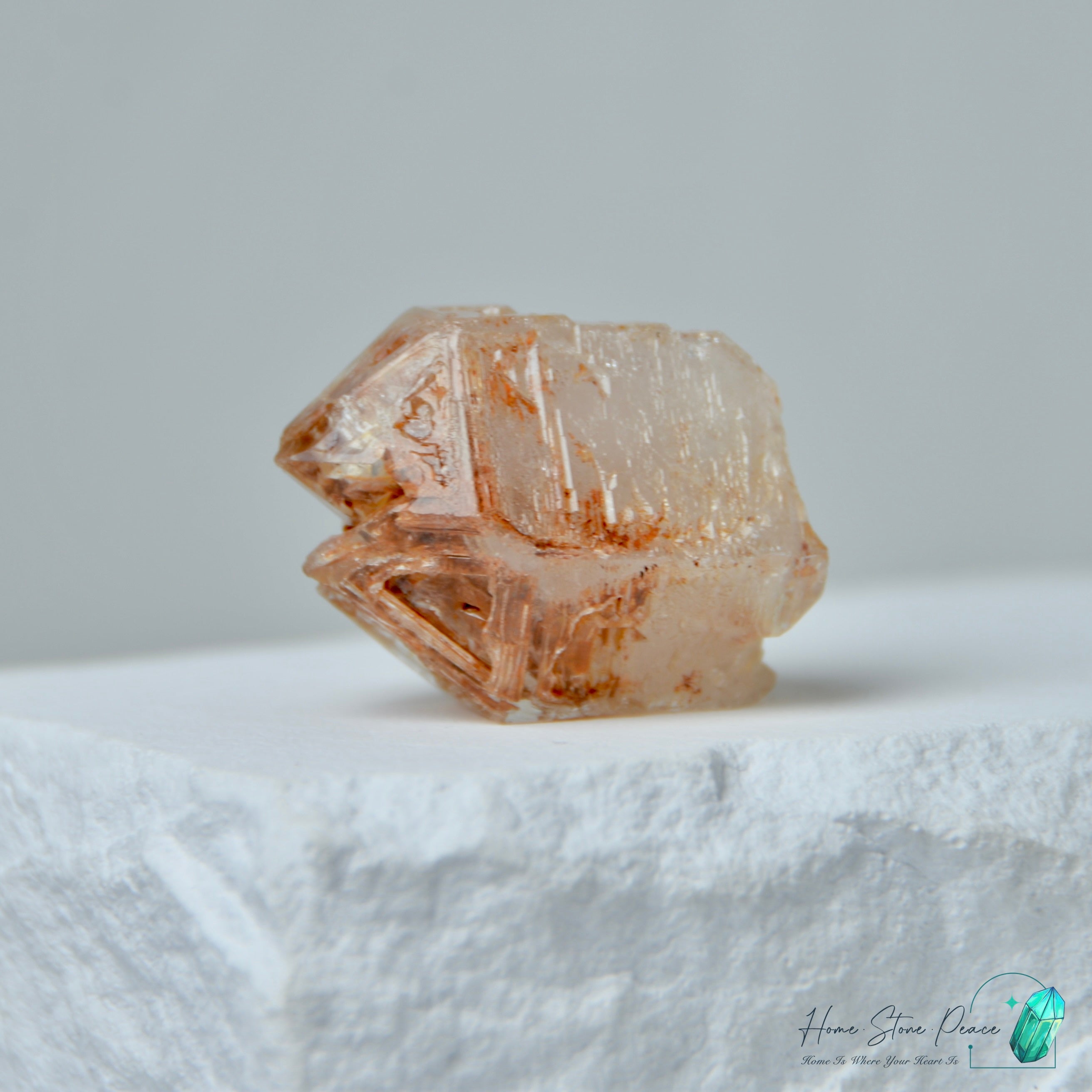 馬達加斯加紅泥骸骨水晶原石 Madagascar Red Mud Skeletal Quartz