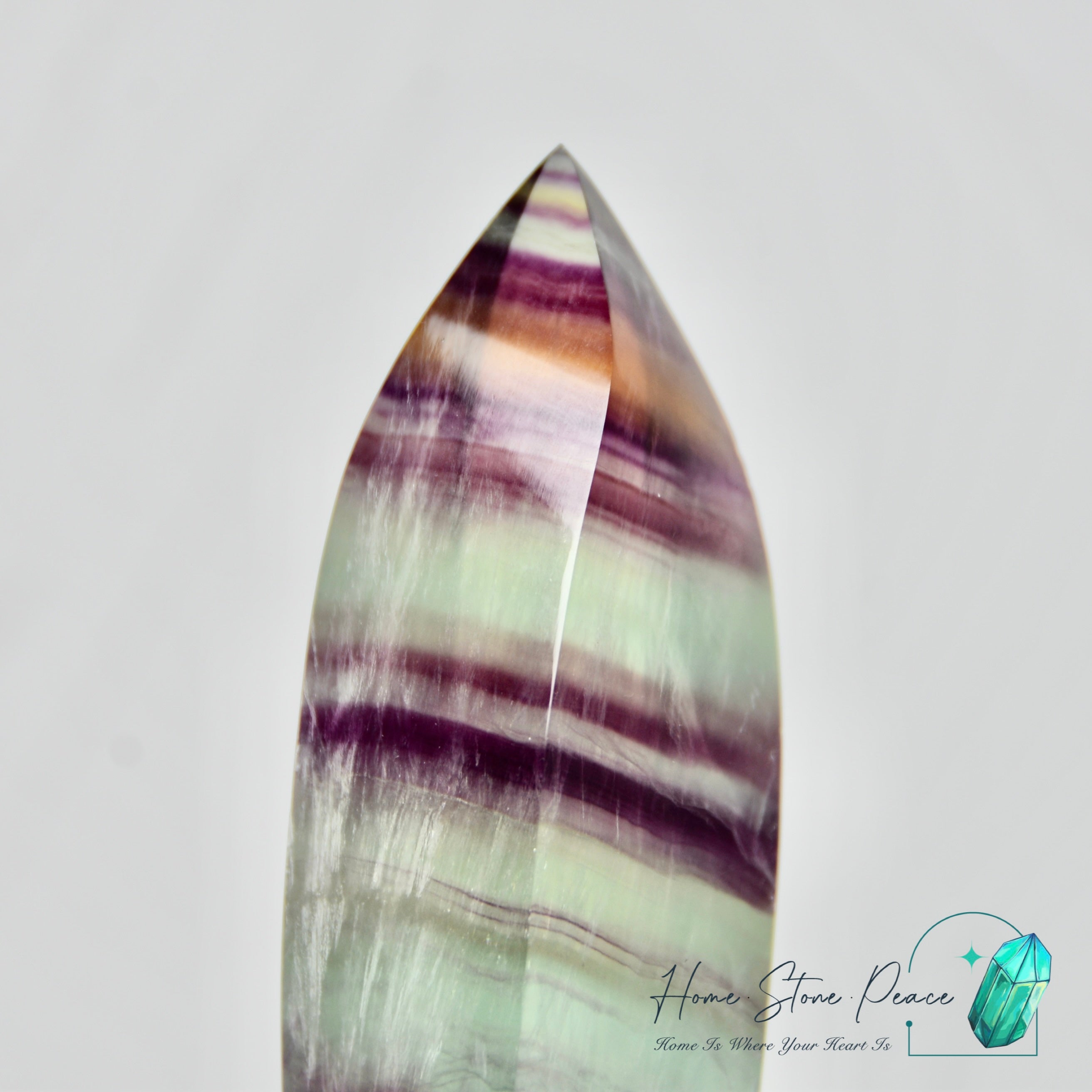 旋轉形螢石柱 Spiral Fluorite Tower