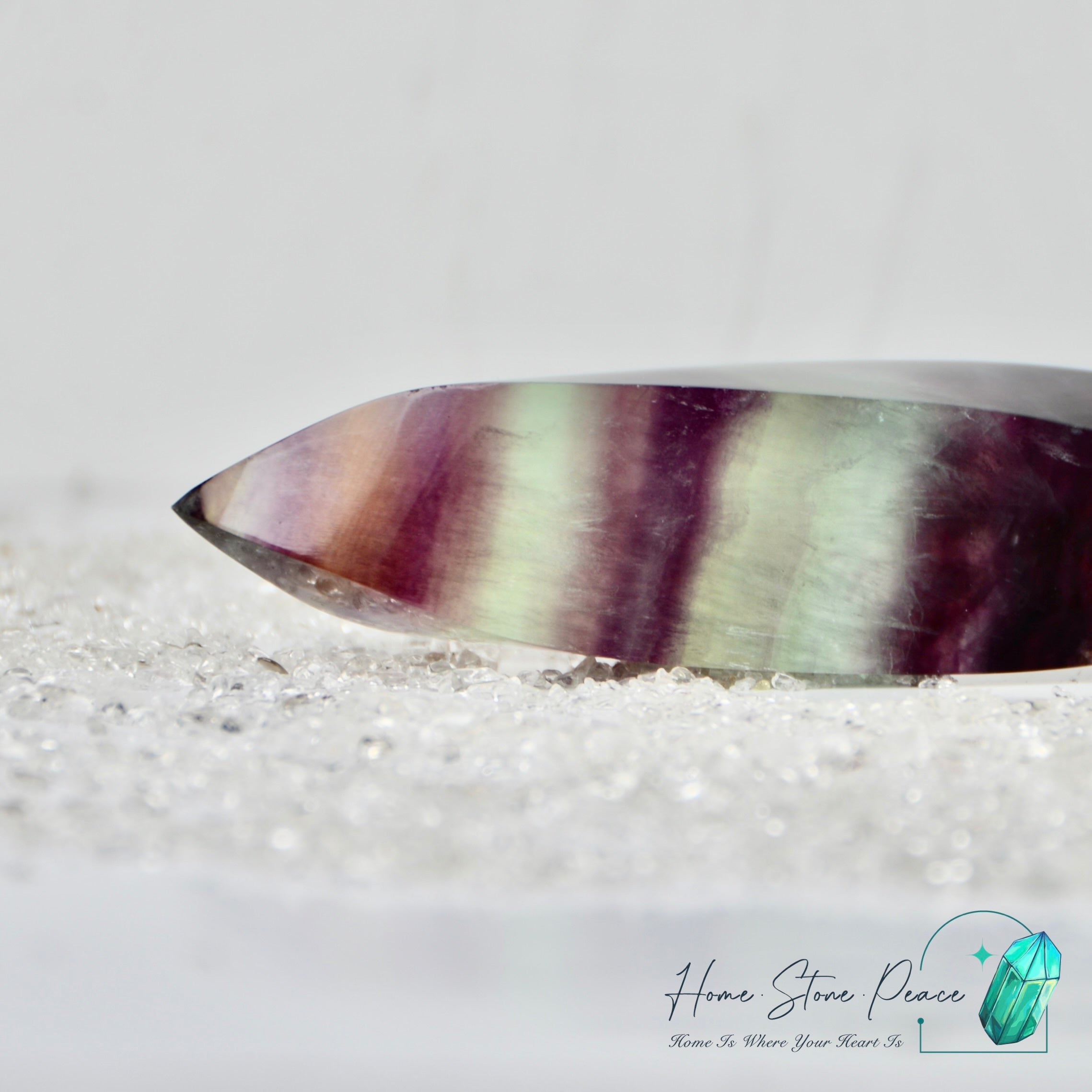 旋轉形螢石柱 Spiral Fluorite Tower