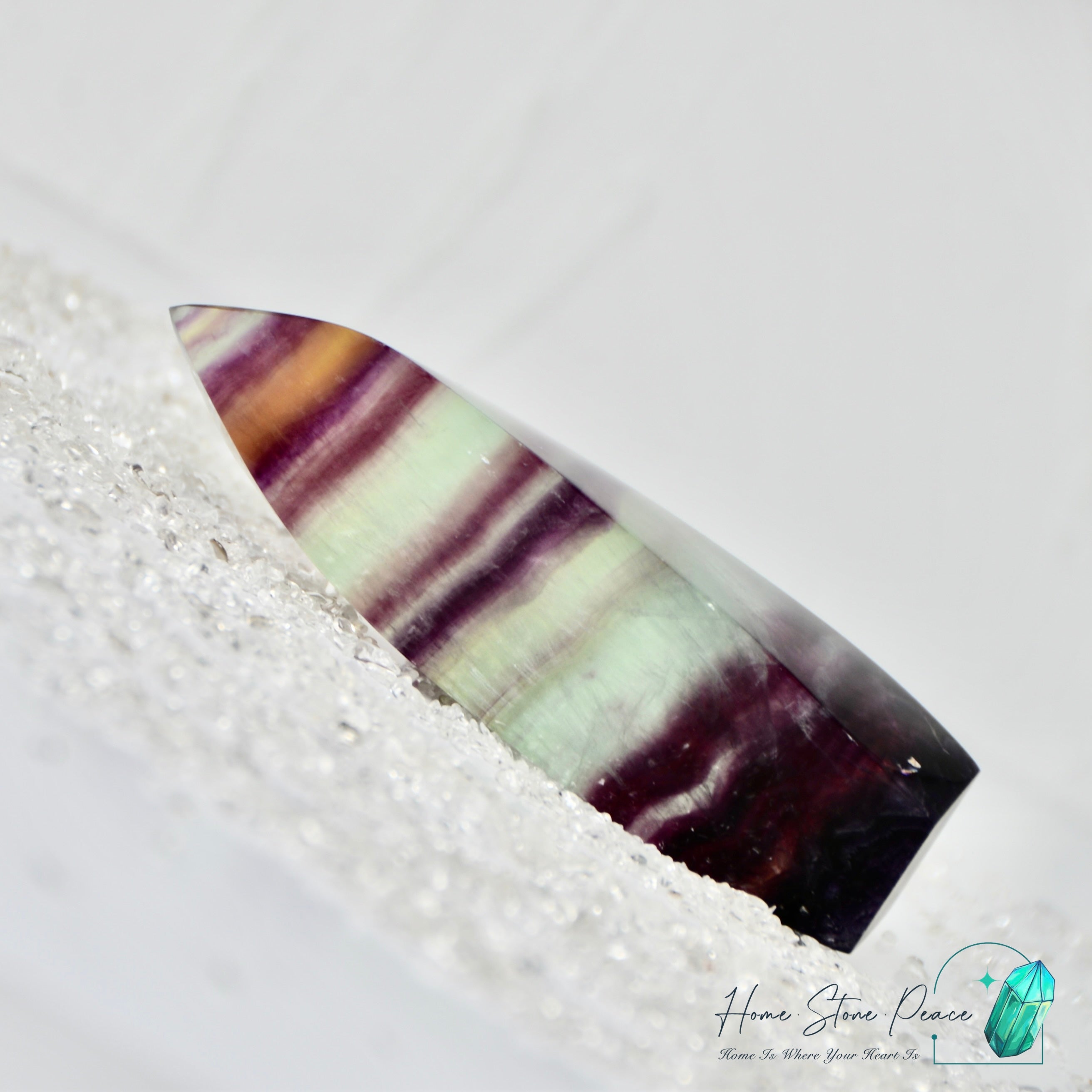 旋轉形螢石柱 Spiral Fluorite Tower