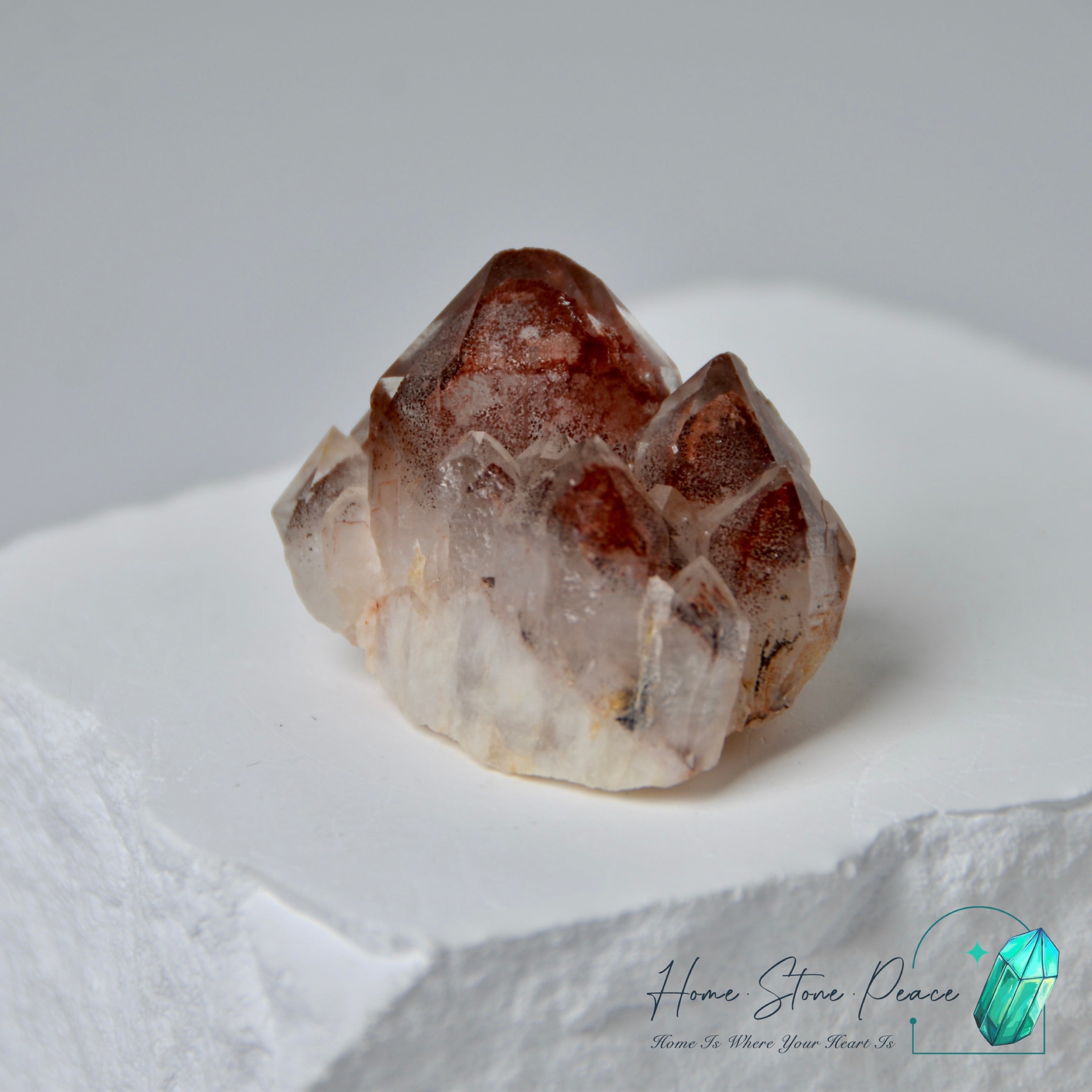 馬達加斯加紅幽靈水晶簇 Madagascar Red Phantom Cluster