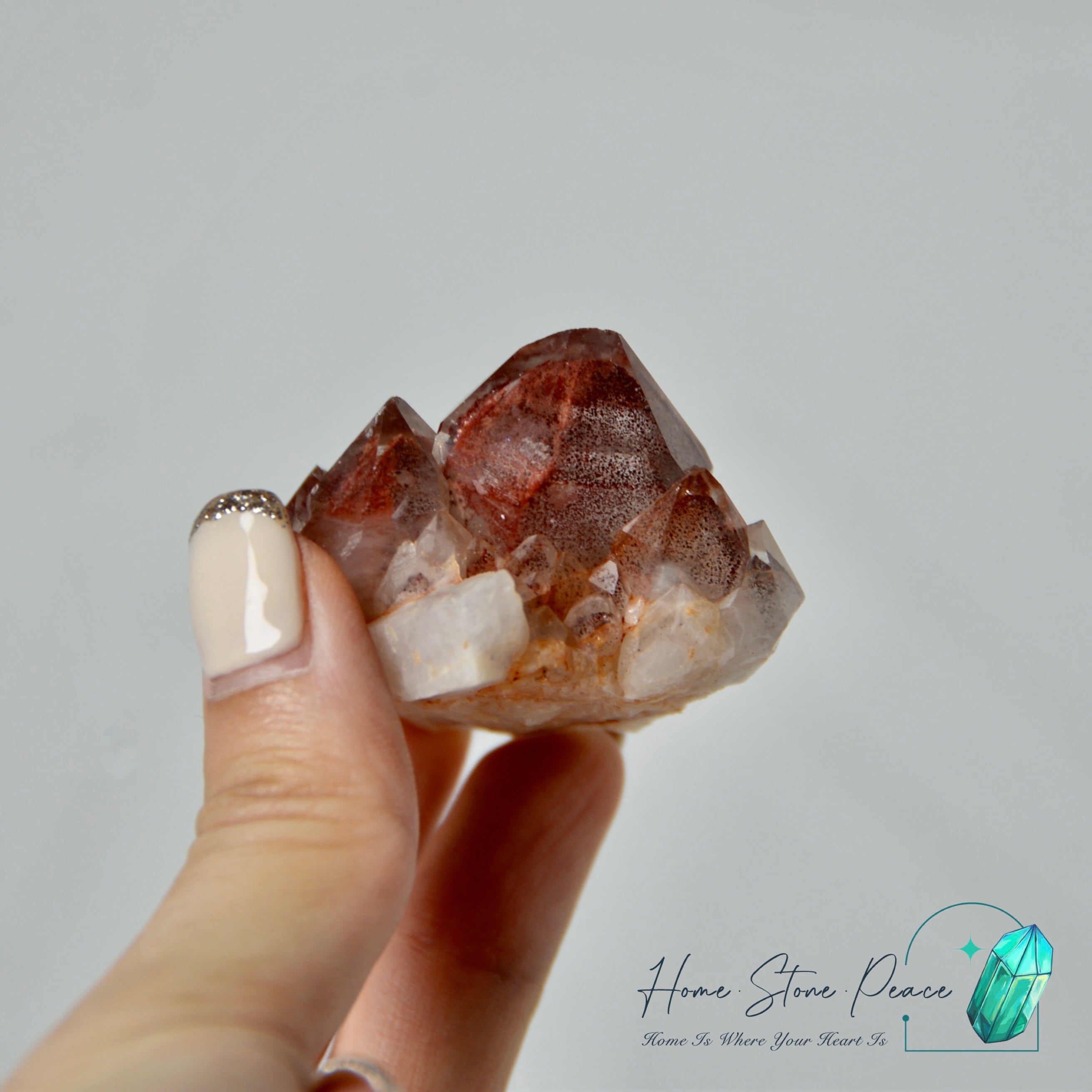 馬達加斯加紅幽靈水晶簇 Madagascar Red Phantom Cluster