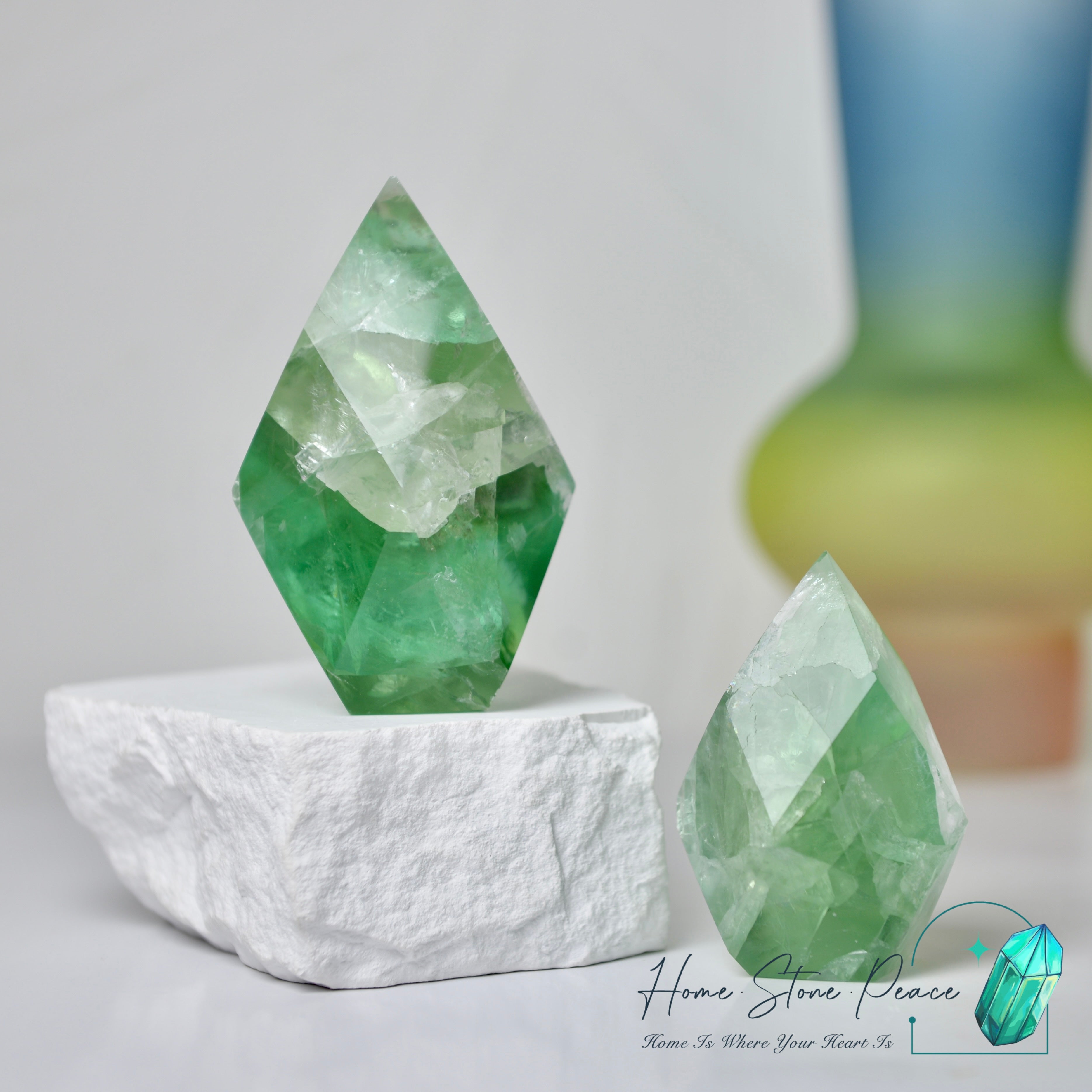立體綠螢石擺設 Faceted Green Fluorite
