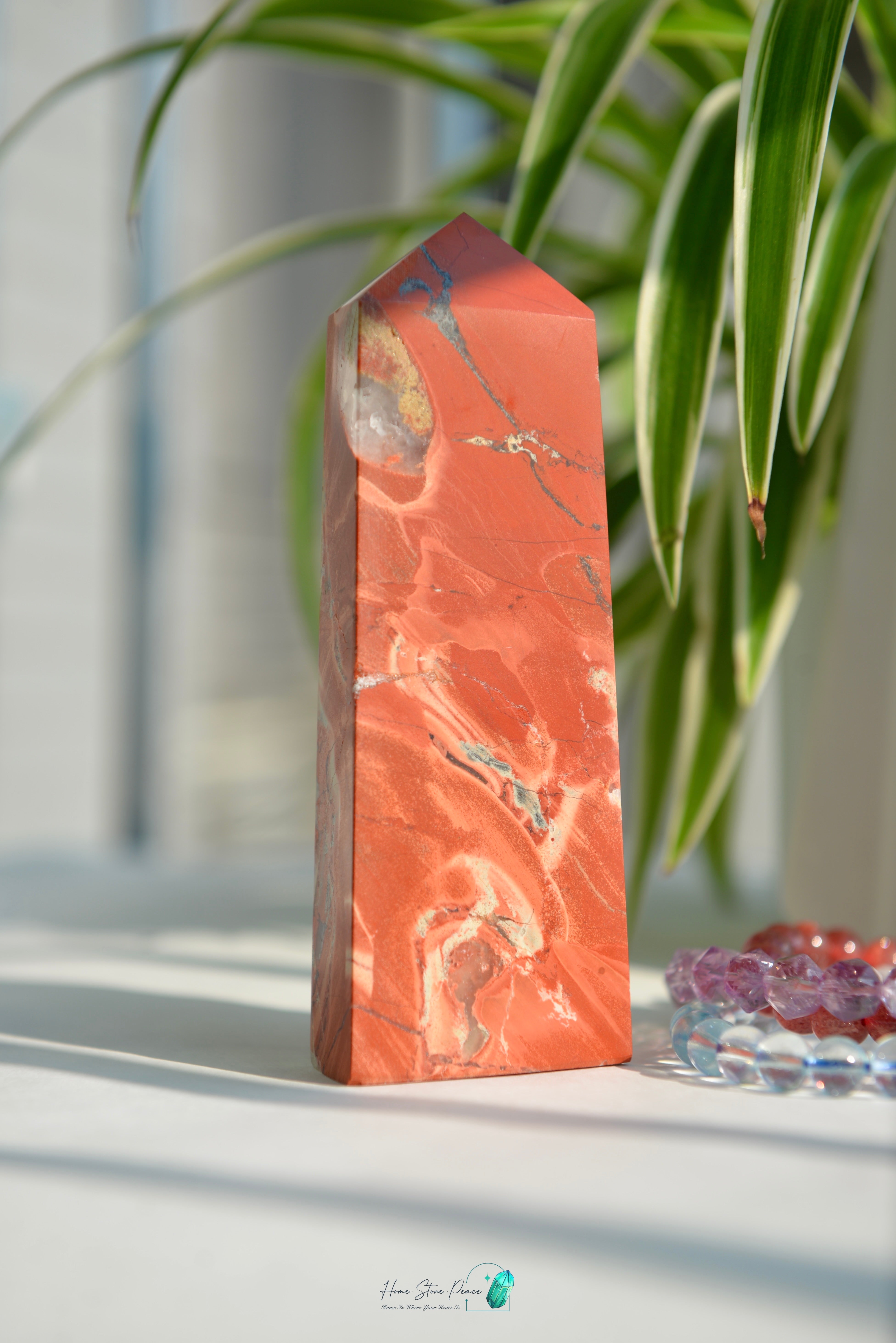 紅碧玉柱 Red Jasper Tower