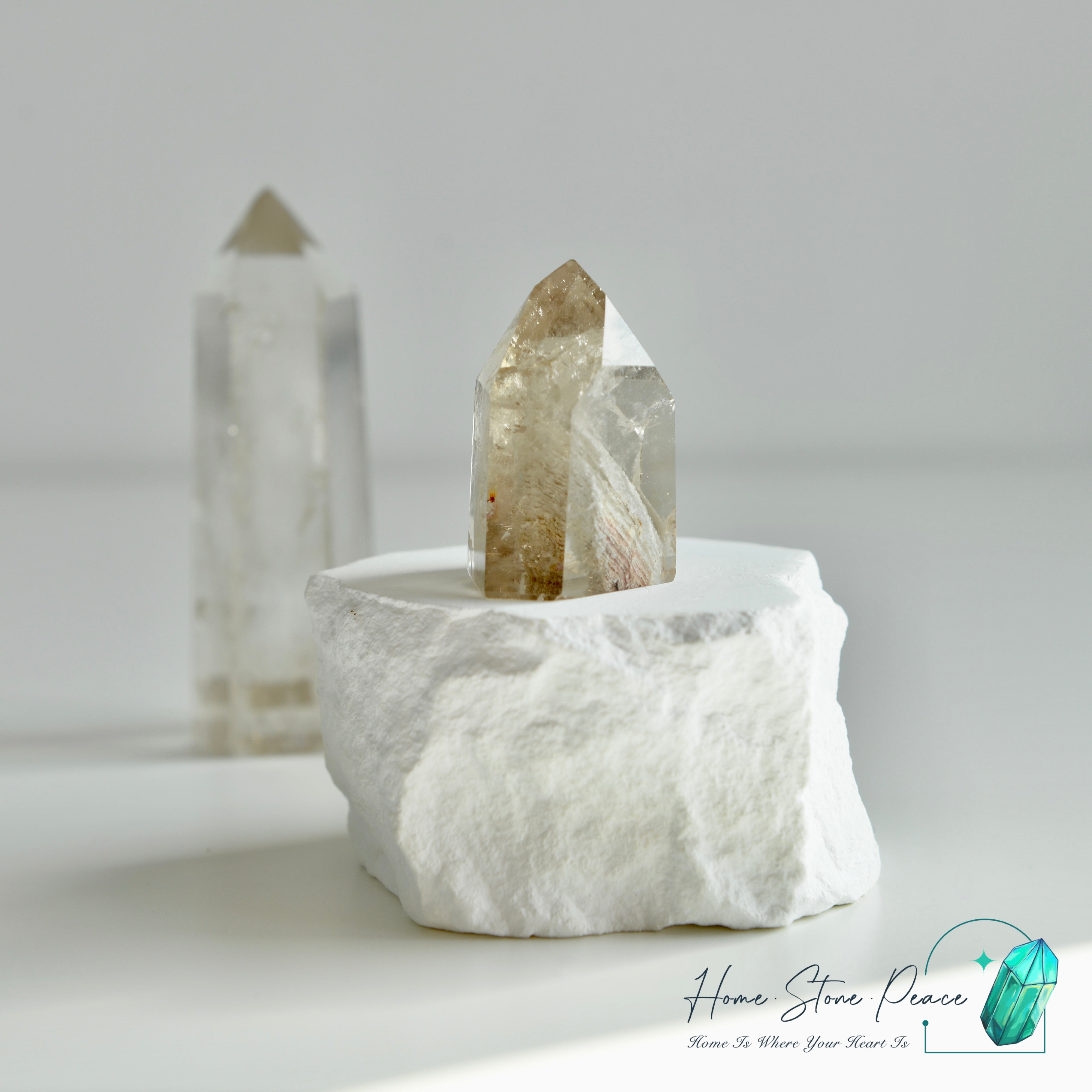 幽靈茶水晶 Smoky Phantom Quartz