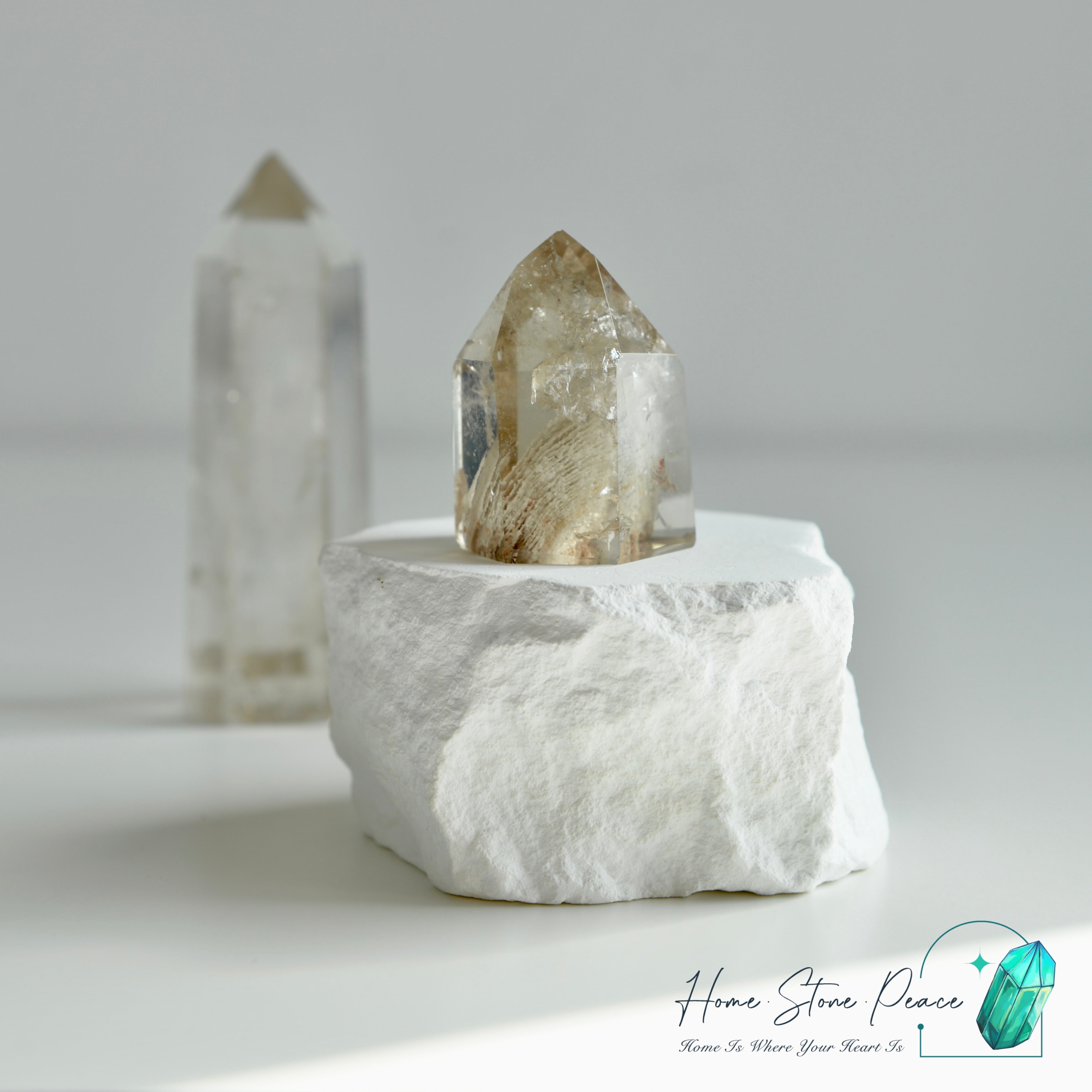 幽靈茶水晶 Smoky Phantom Quartz