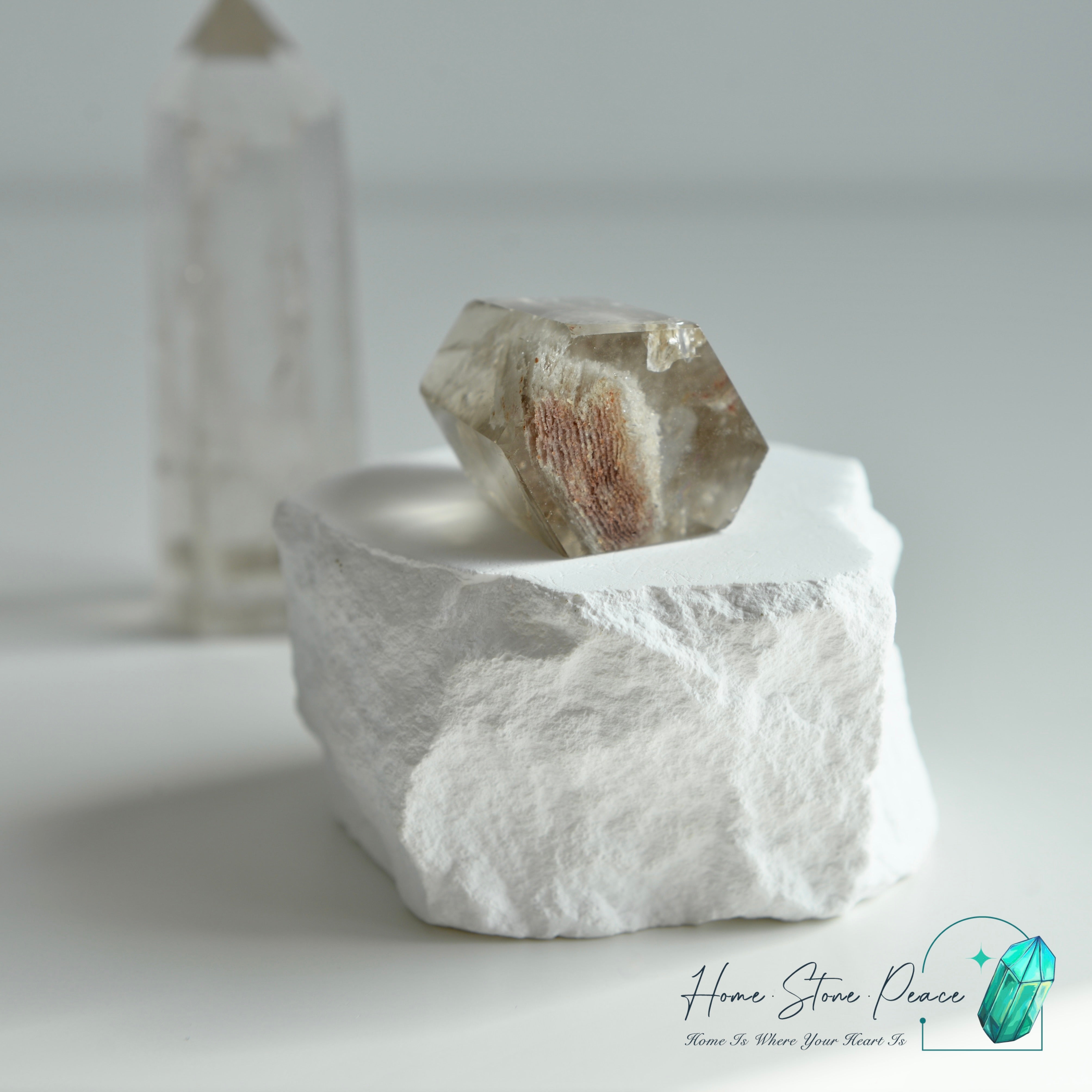 幽靈茶水晶 Smoky Phantom Quartz