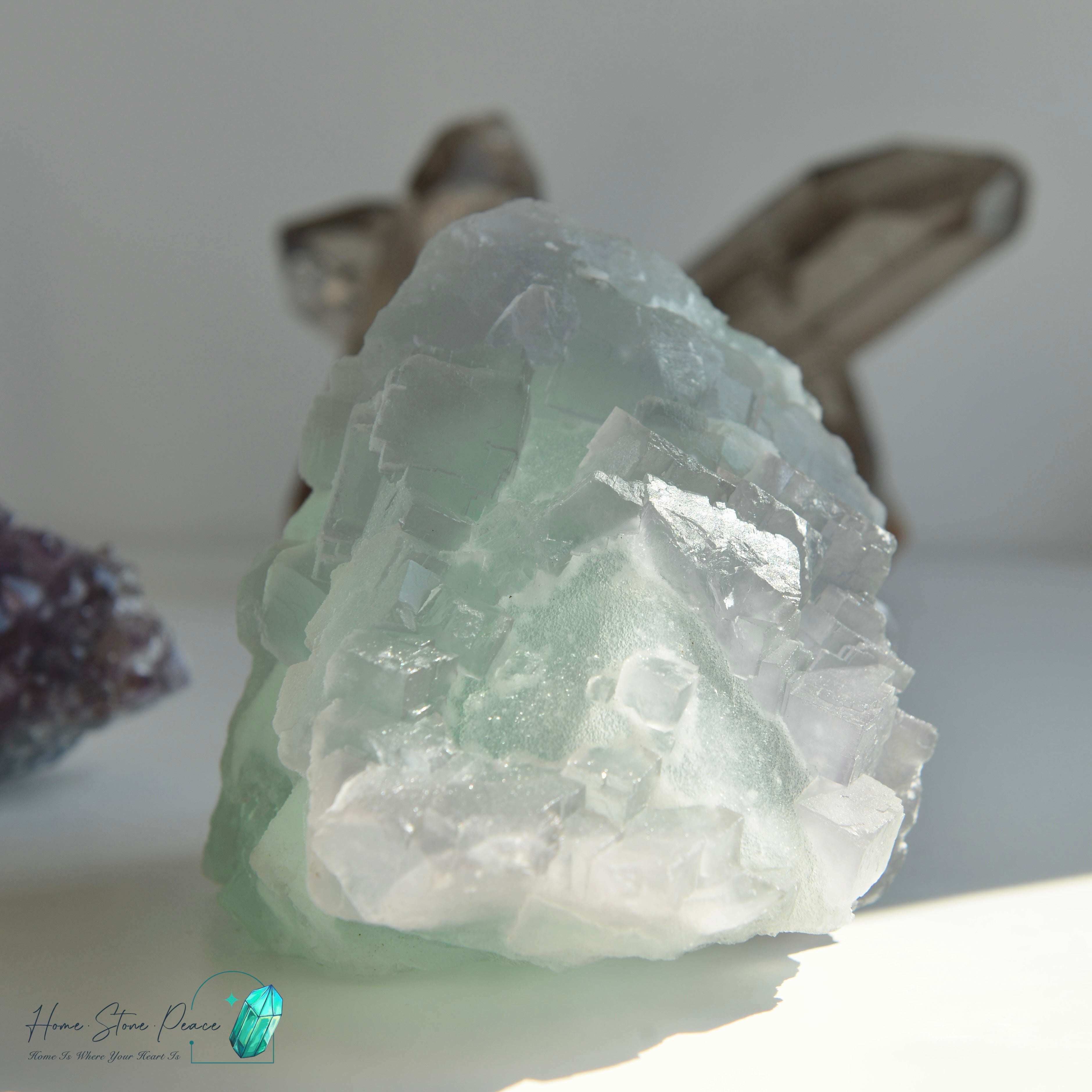 綠紫螢石小山丘連底座 Green and Purple Fluorite Mountain with Stand