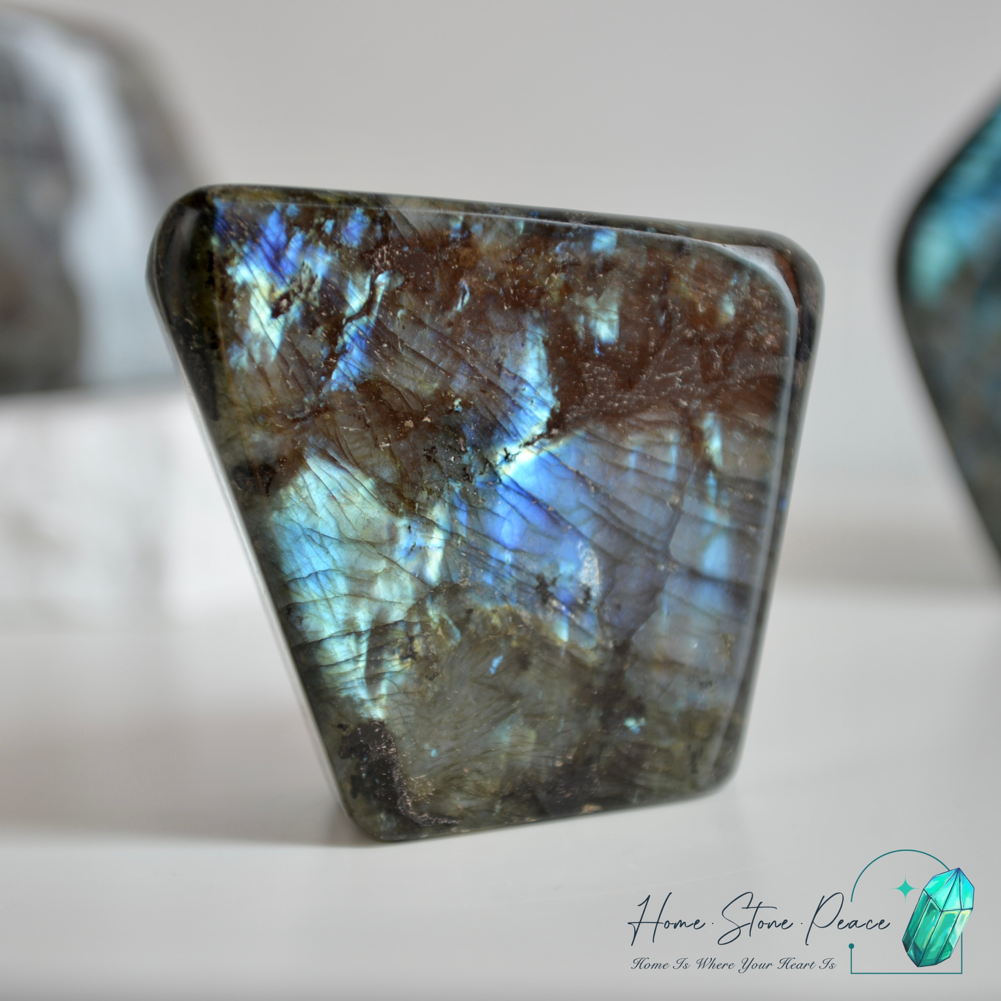 拉長石隨形(單面) Labradorite Free Form (Single-Sided)