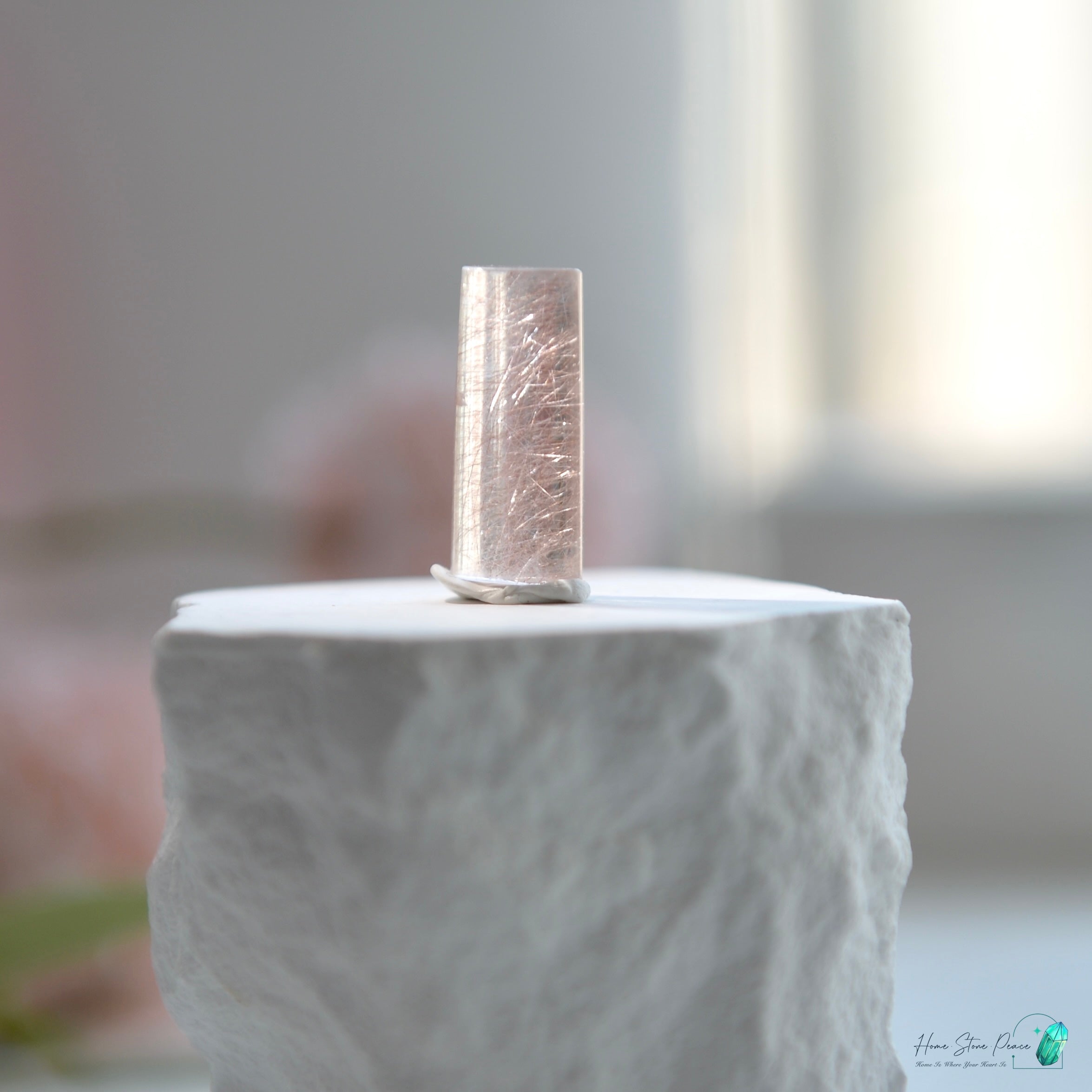 巴西粉紅髮晶隨形 Brazilian Pink Rutilated Quartz