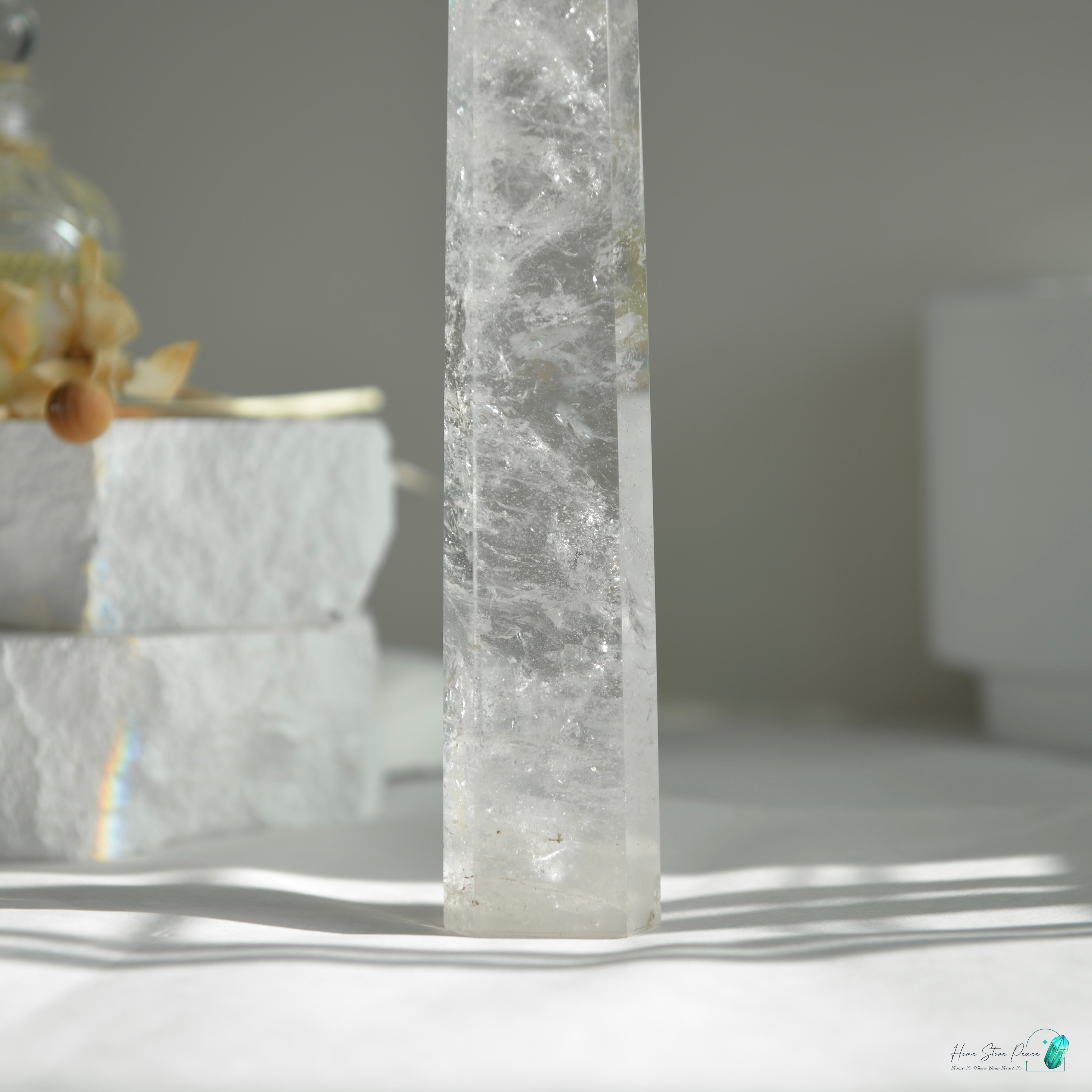 白水晶柱(大) Large Clear Quartz Tower