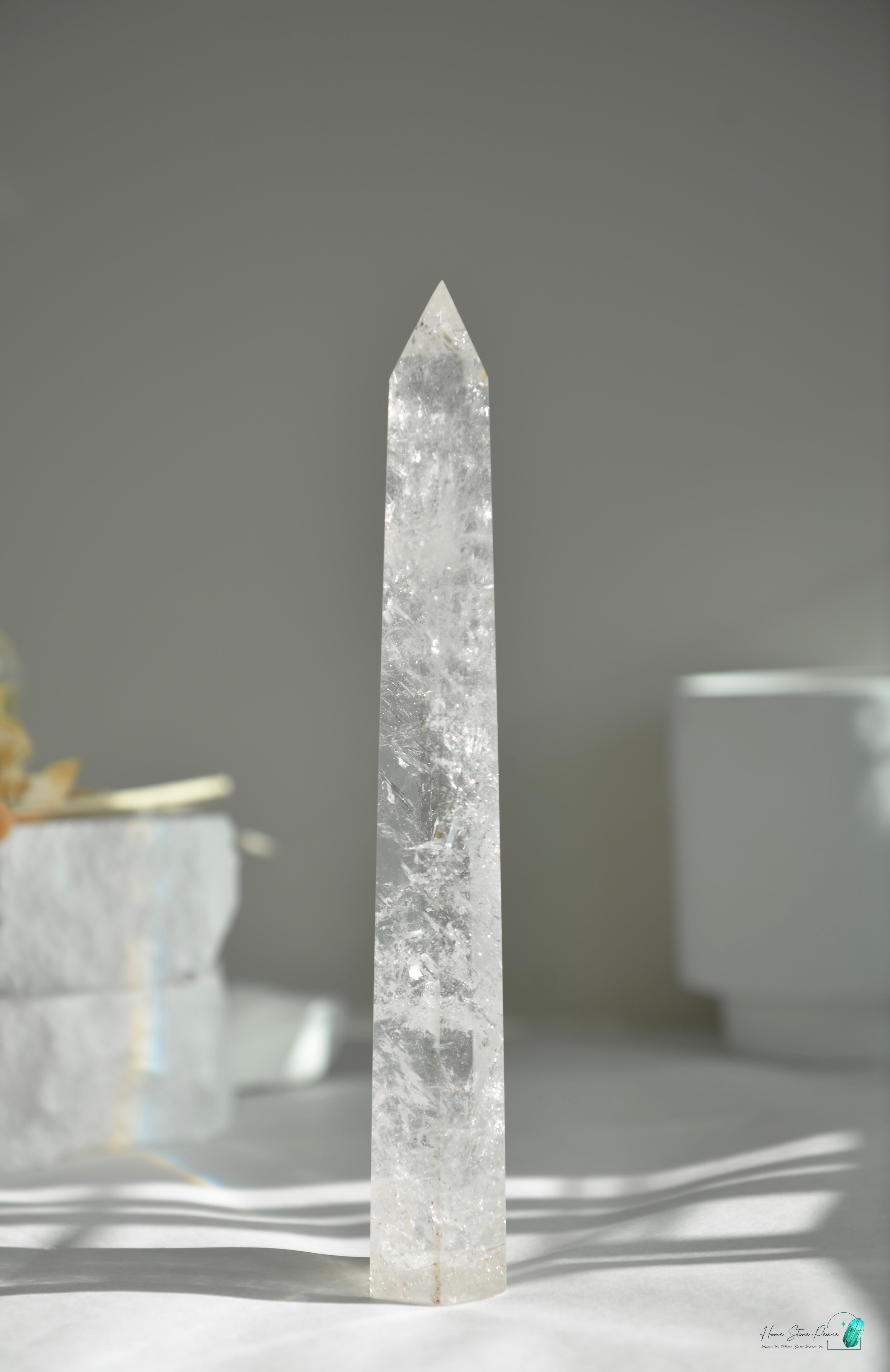 白水晶柱(大) Large Clear Quartz Tower