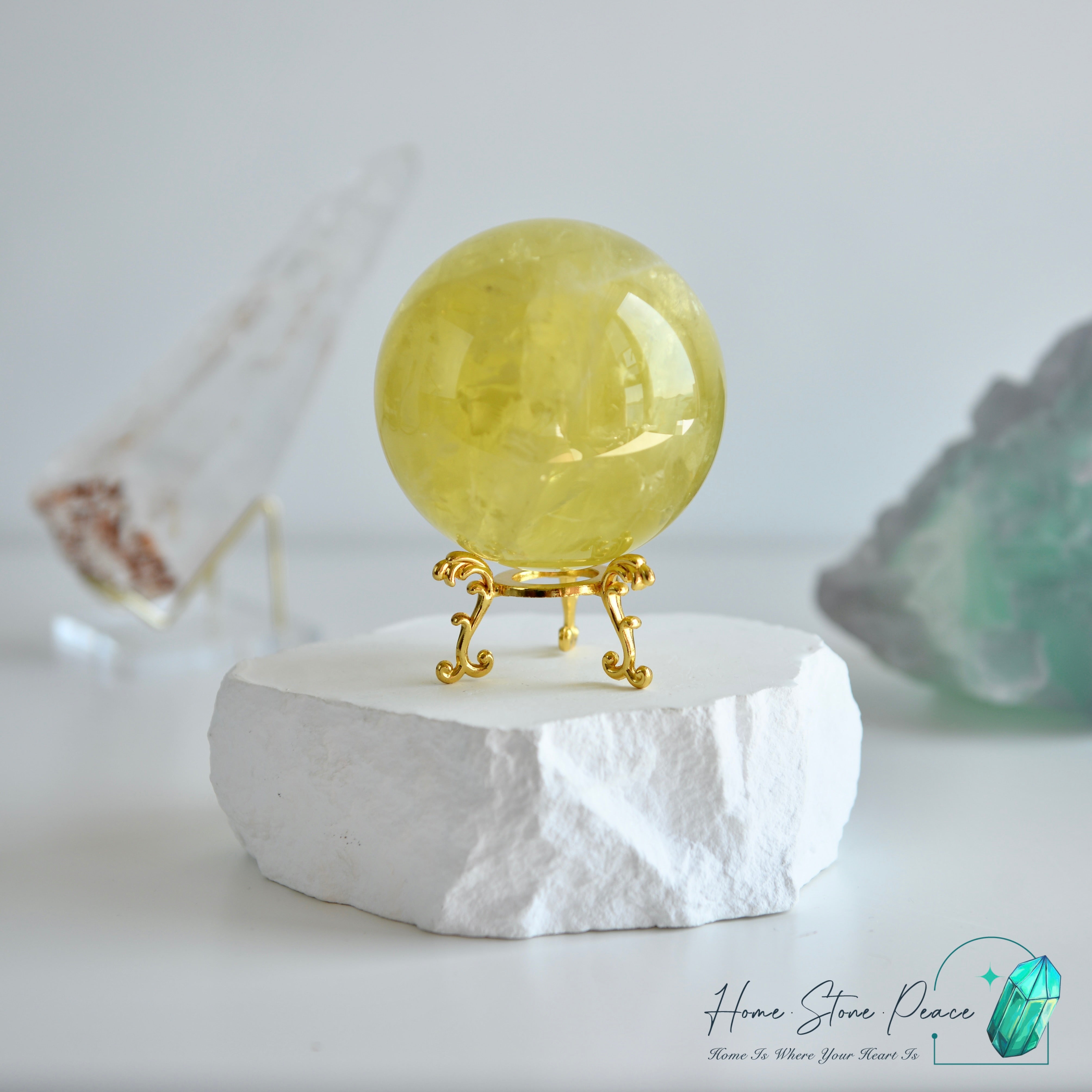 風水檸檬黃水晶球 Lemon Citrine Sphere with Rainbows