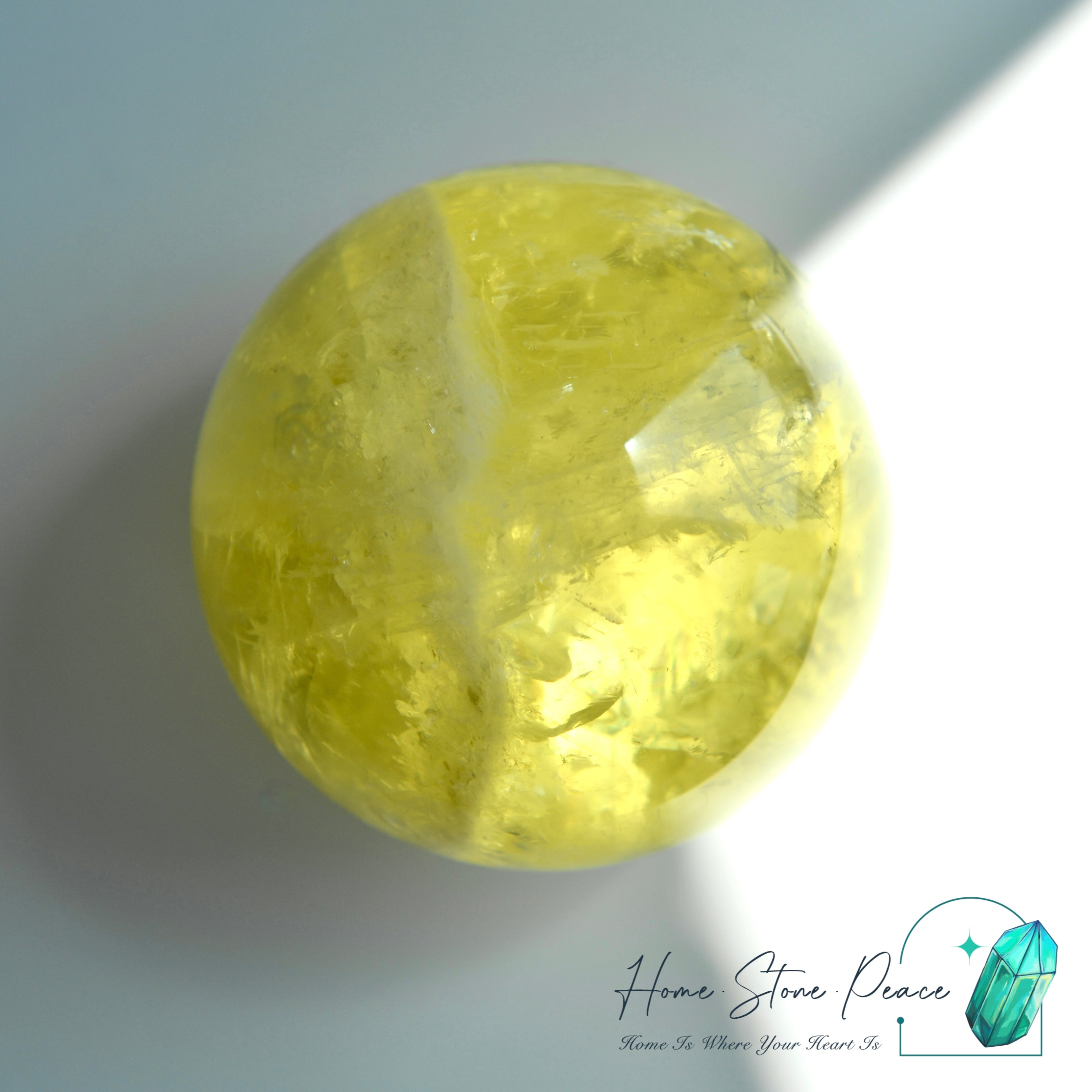 風水檸檬黃水晶球 Lemon Citrine Sphere with Rainbows