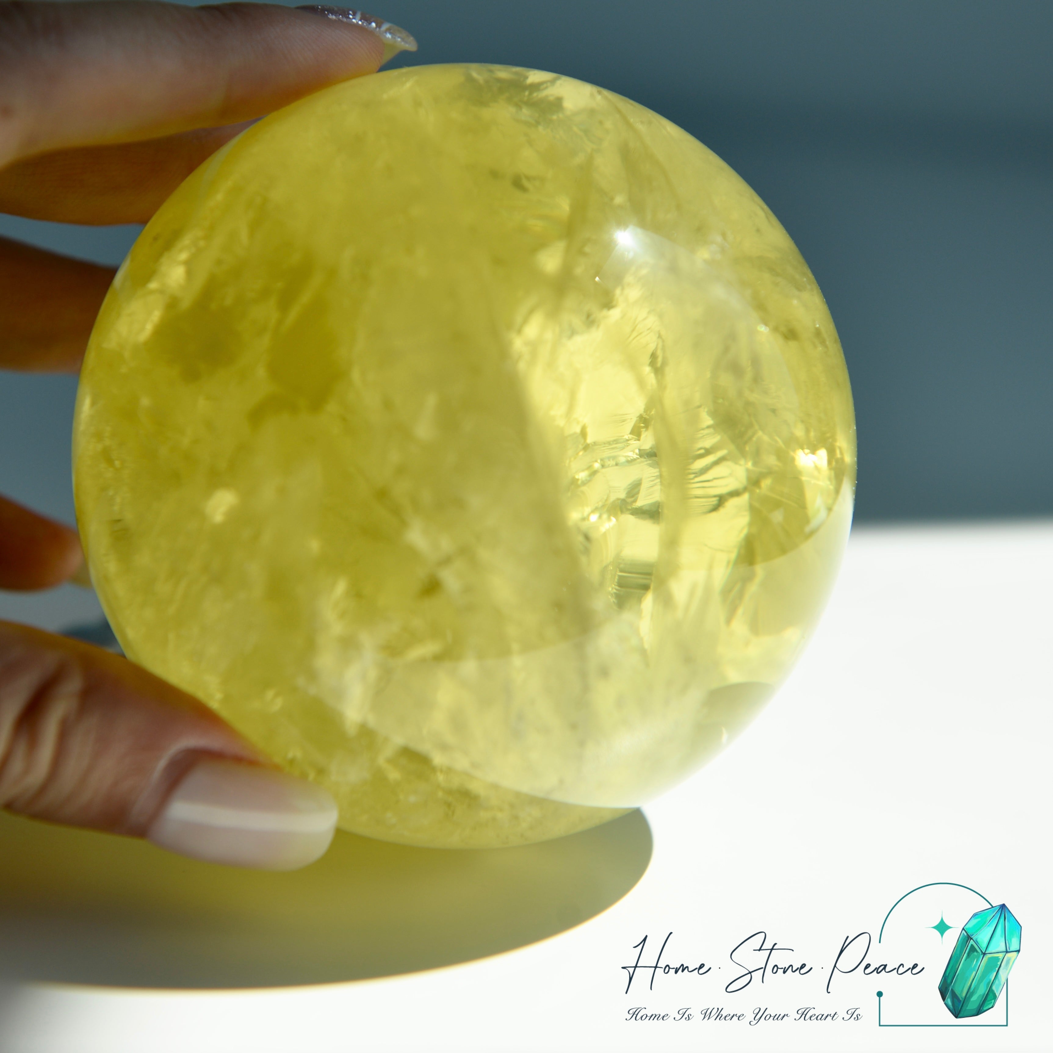 風水檸檬黃水晶球 Lemon Citrine Sphere with Rainbows