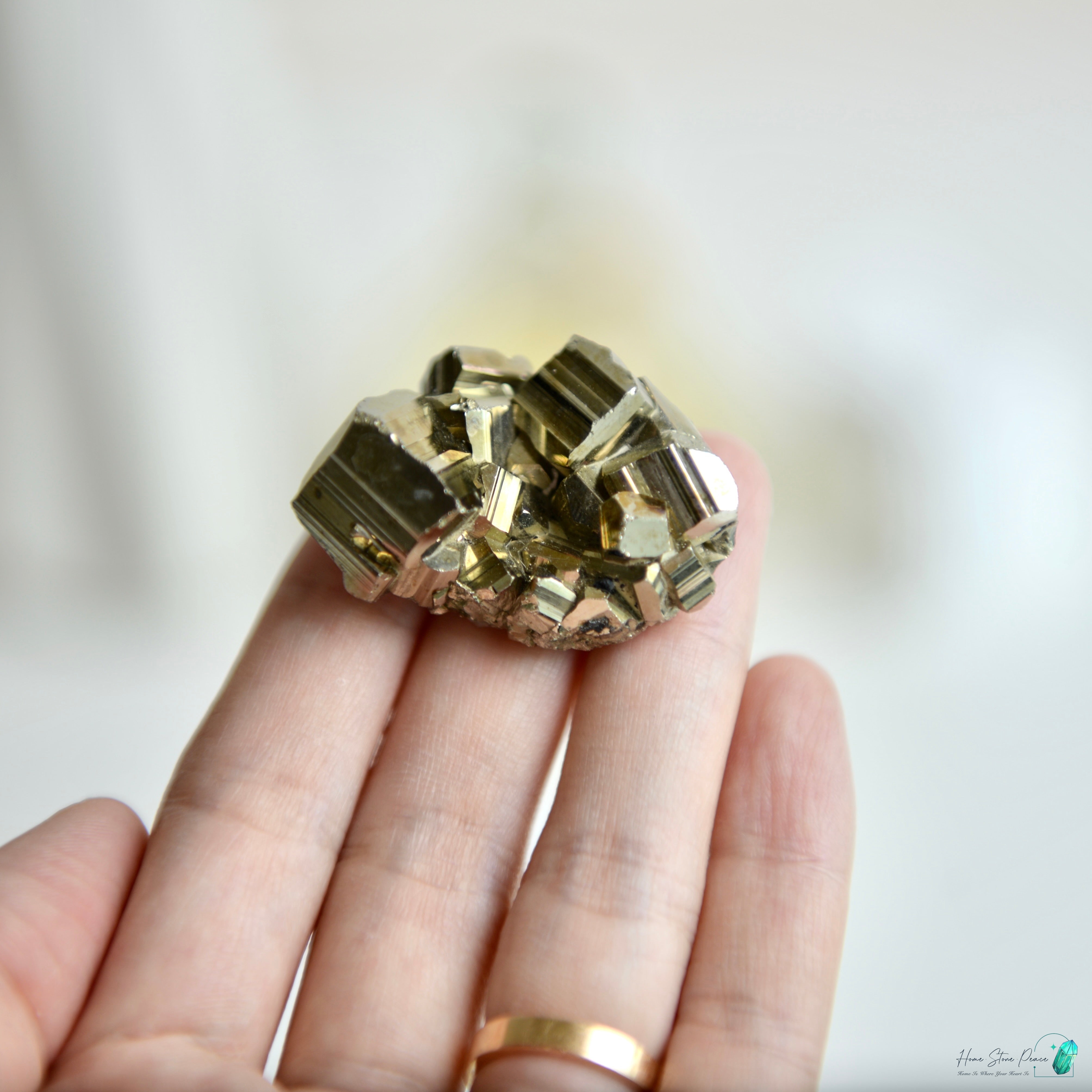 インド黃鐵礦 インドネシア産黄鉄鉱クラスター