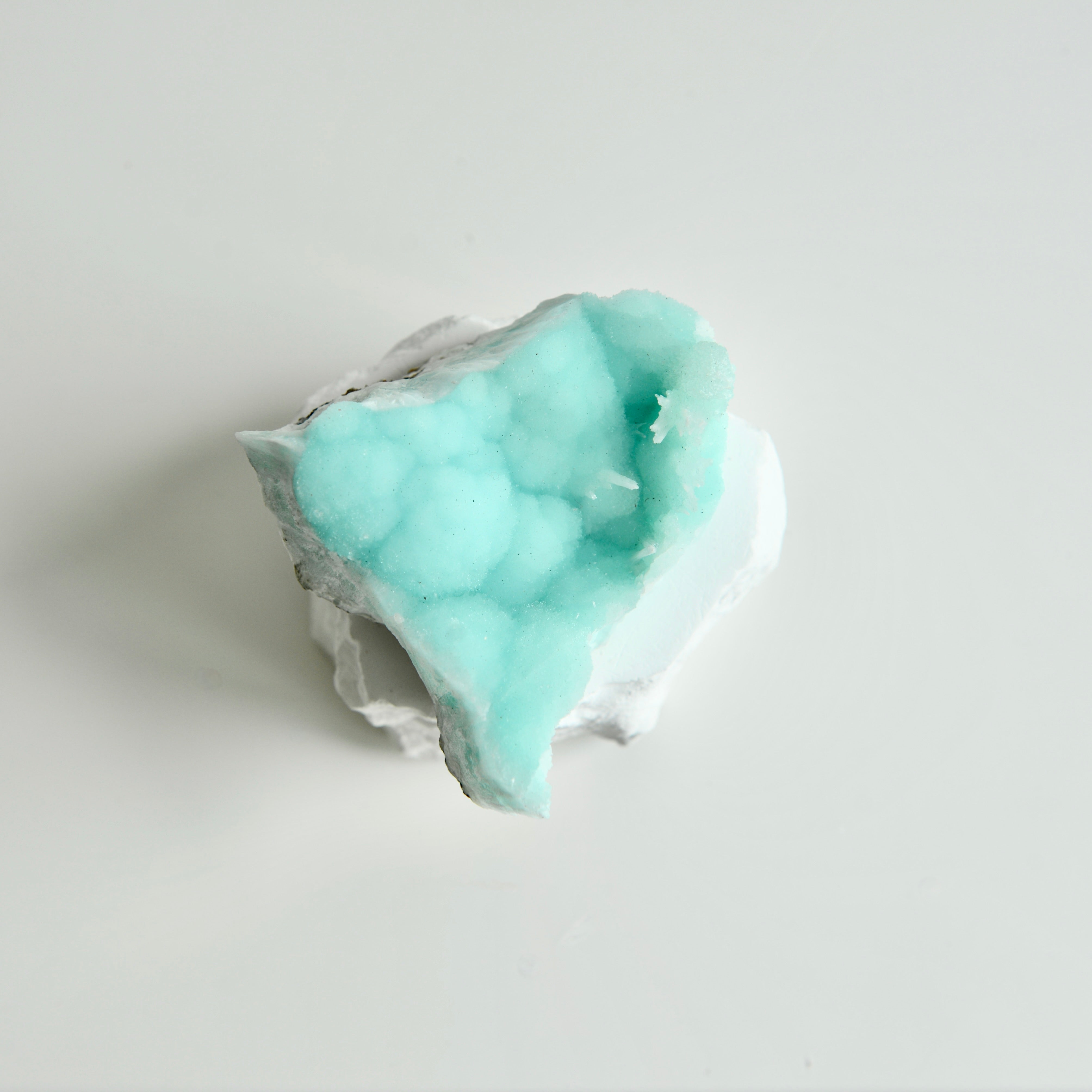 藍霰石 Blue Aragonite Cluster