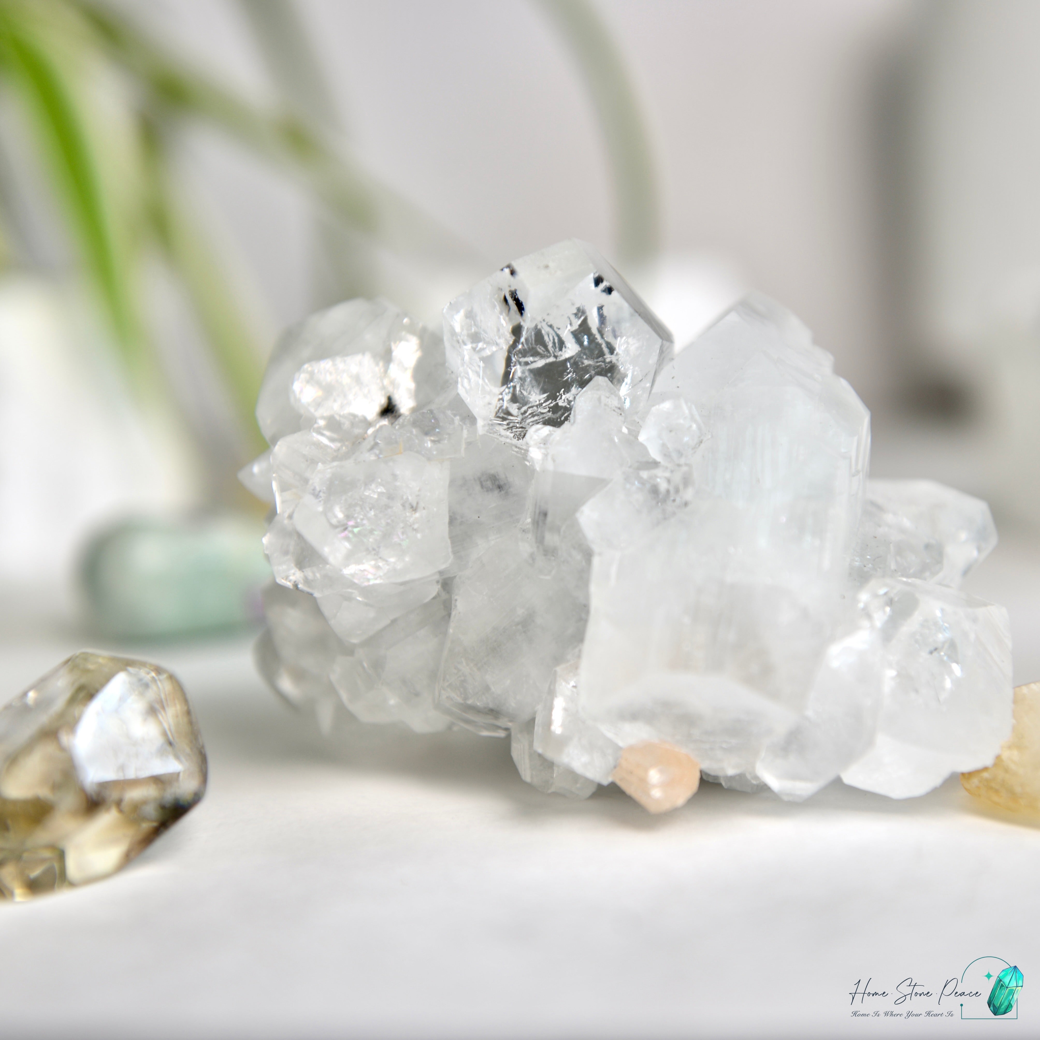 精品印度綠魚眼石原石 プレミアムインディアングリーンアポフィライトクラスター