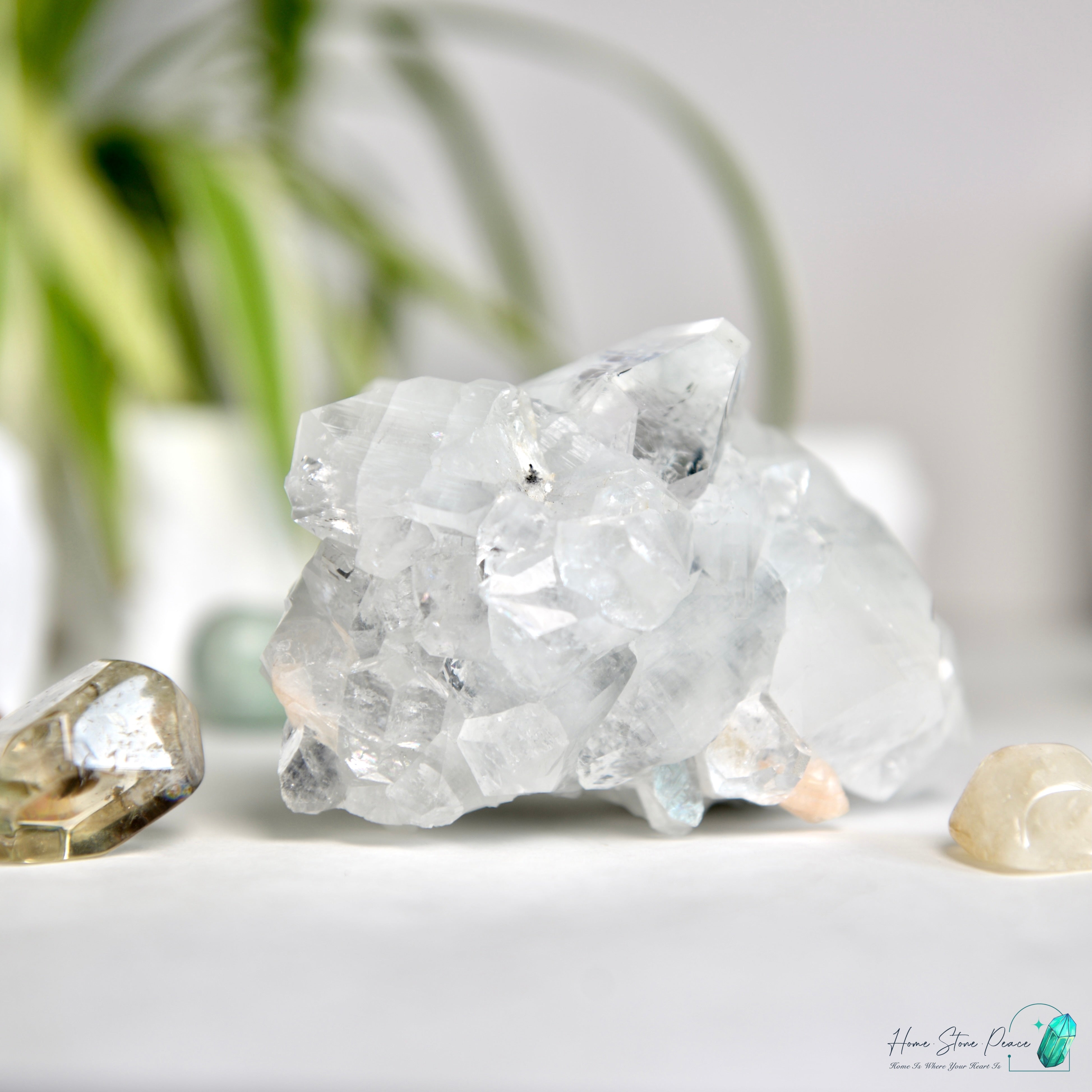 精品印度綠魚眼石原石 プレミアムインディアングリーンアポフィライトクラスター