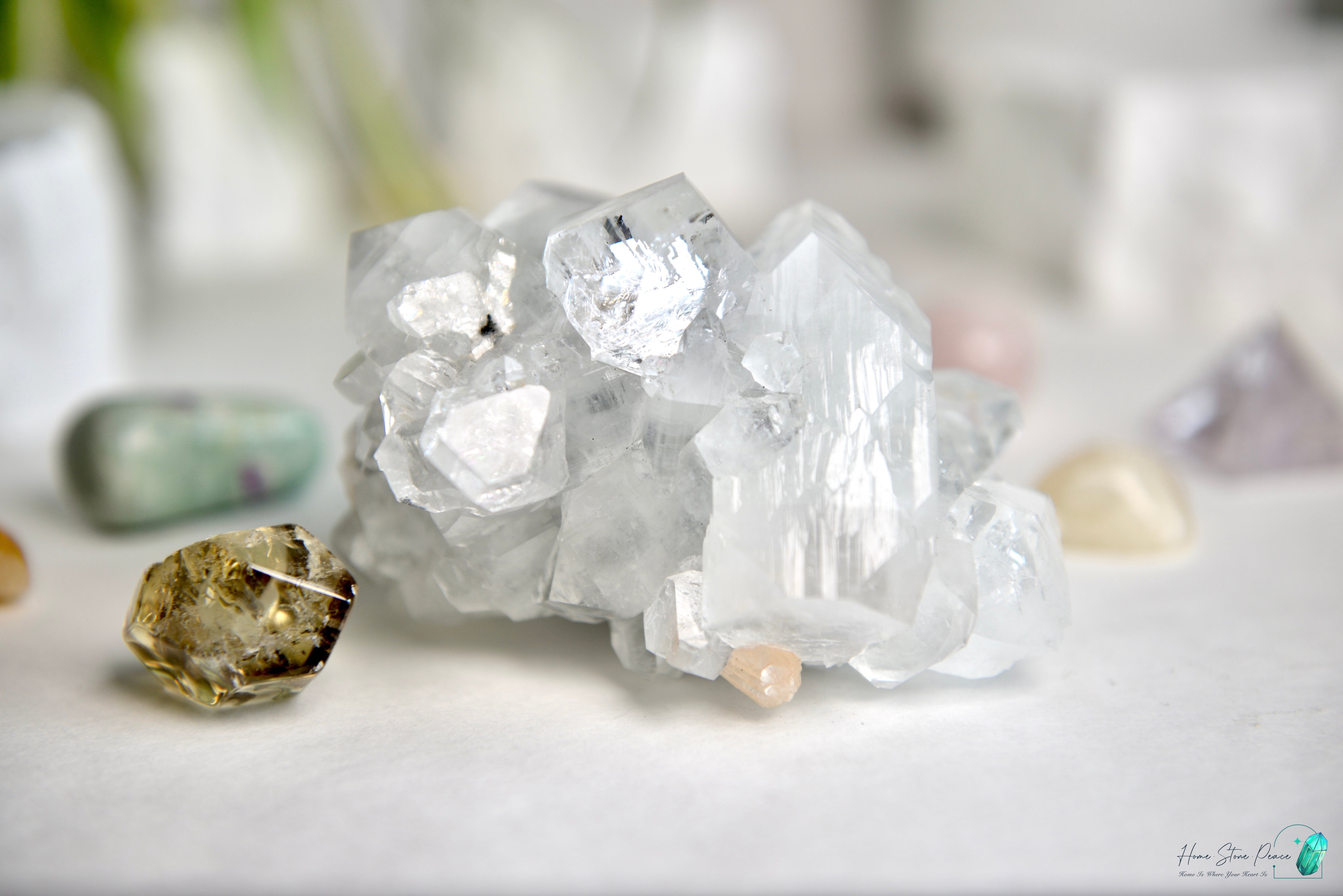 精品印度綠魚眼石原石 プレミアムインディアングリーンアポフィライトクラスター