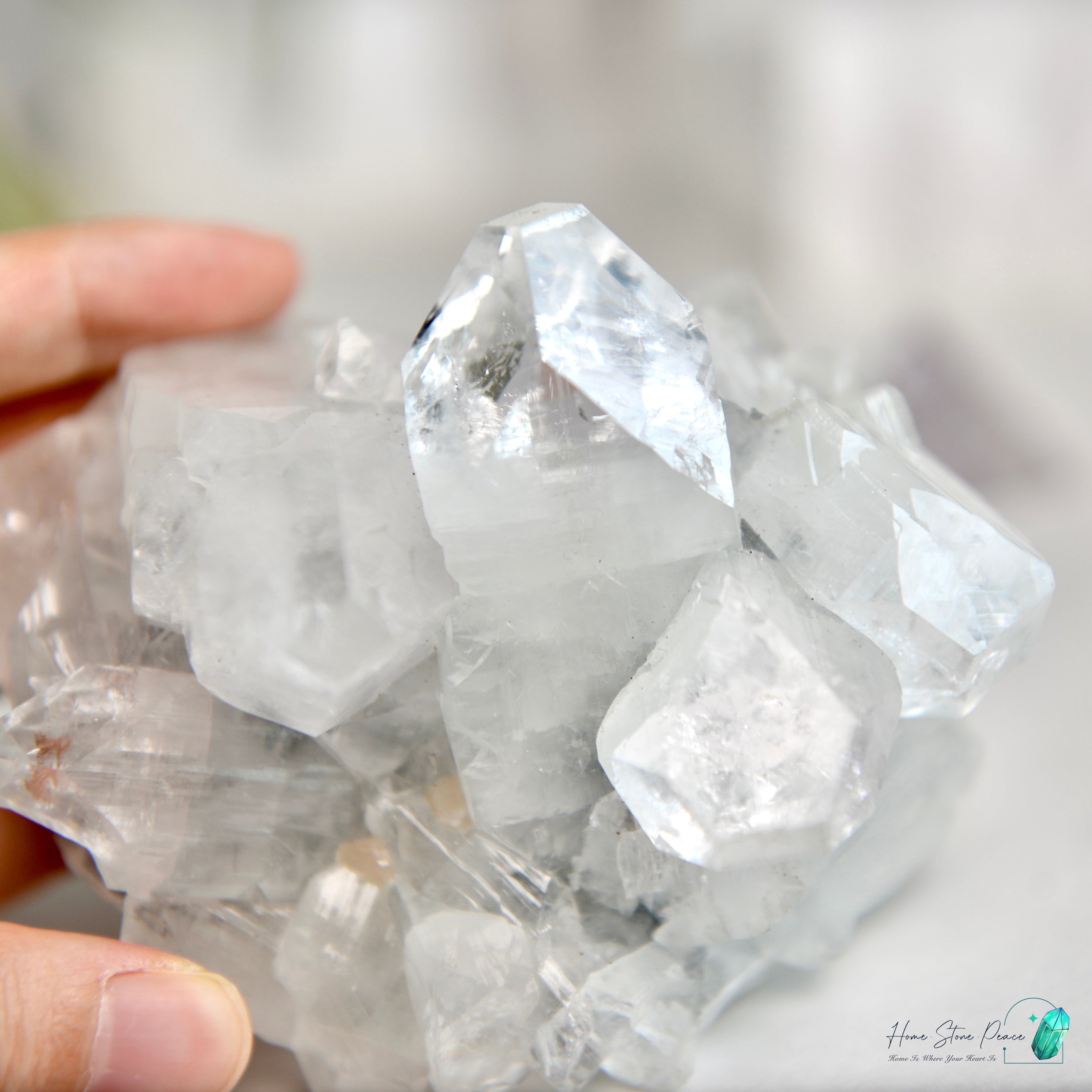 精品印度綠魚眼石原石 プレミアムインディアングリーンアポフィライトクラスター