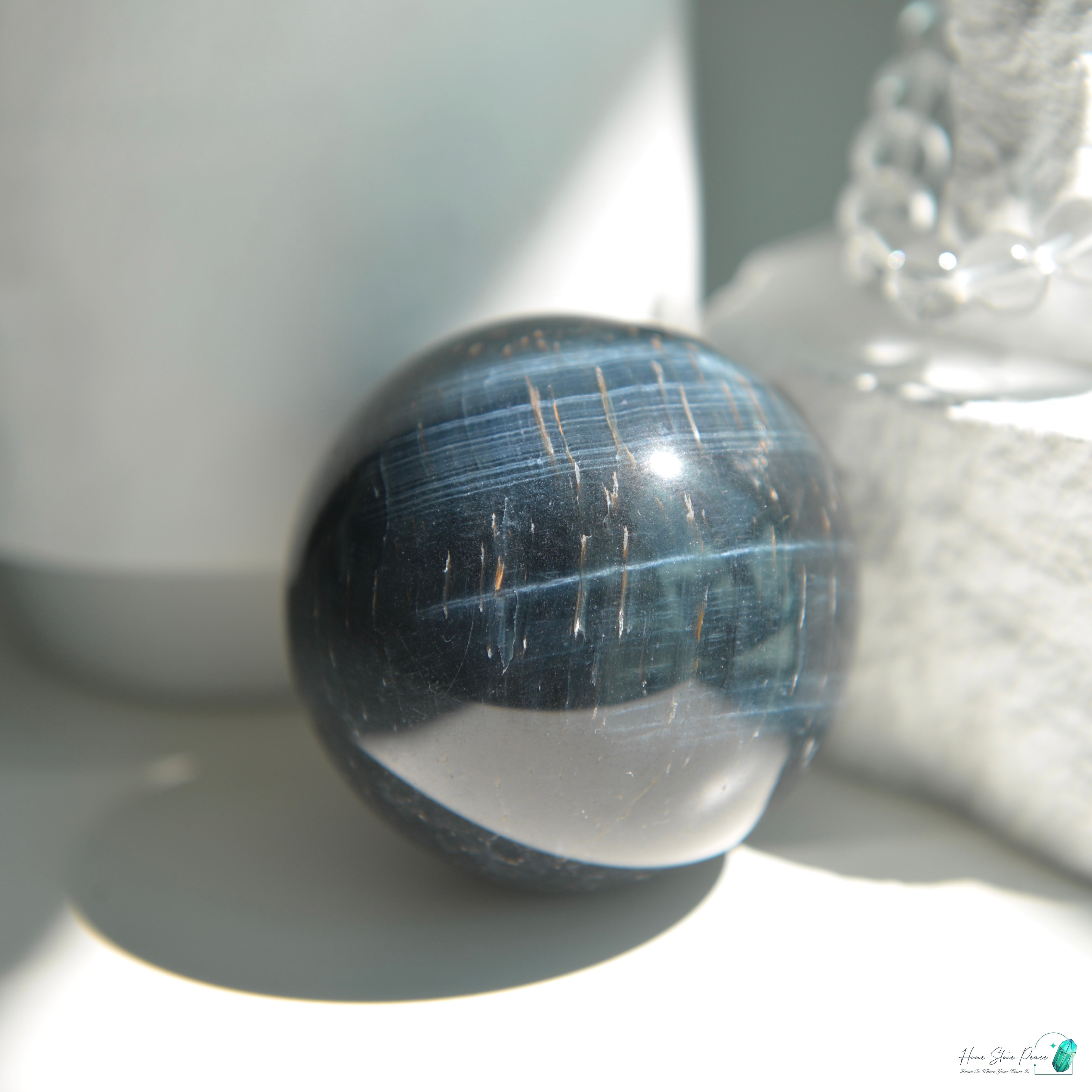 藍虎眼石球 Blue Tiger's Eye Sphere