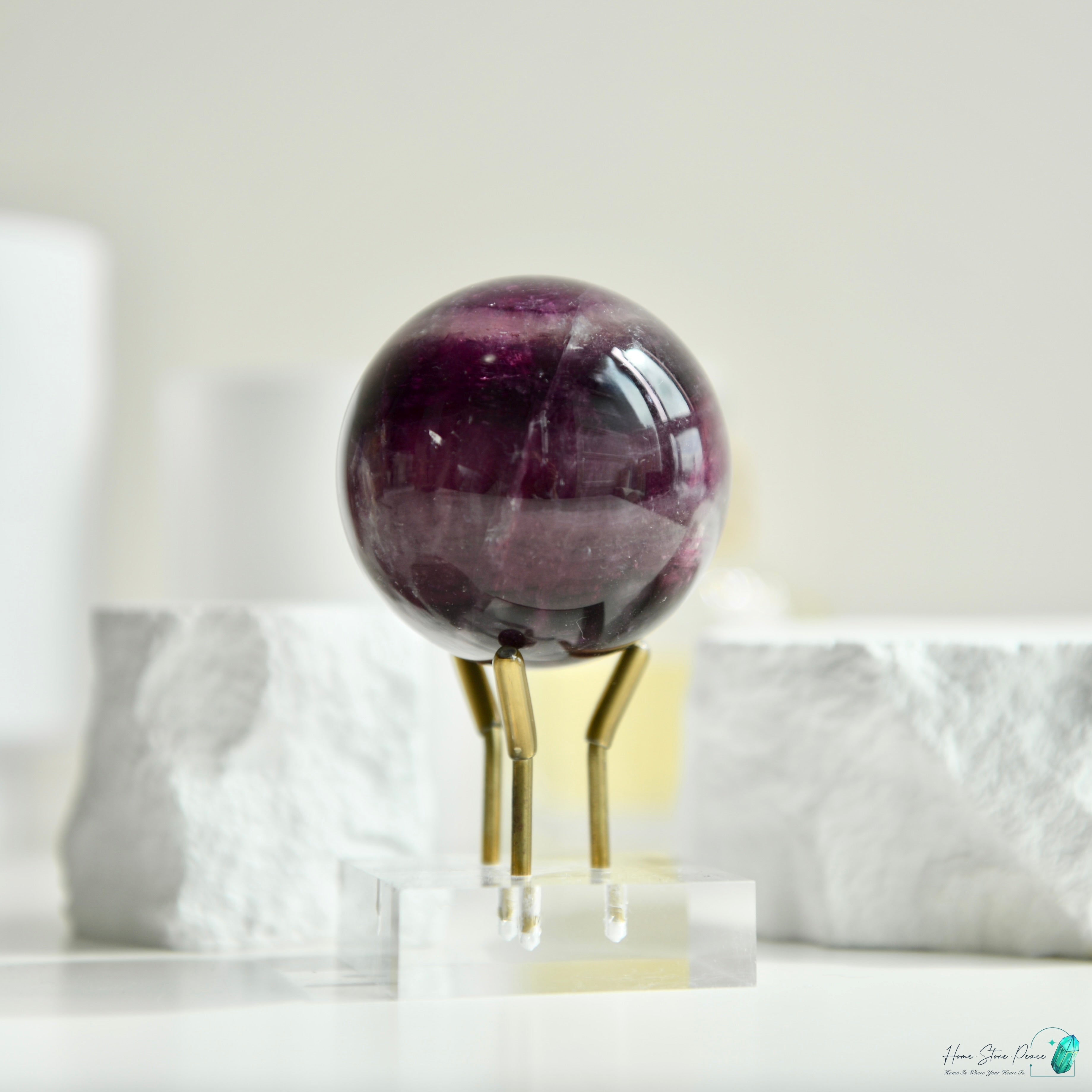 深紫螢石球(含彩虹)Deep Purple Fluorite Sphere with Rainbow