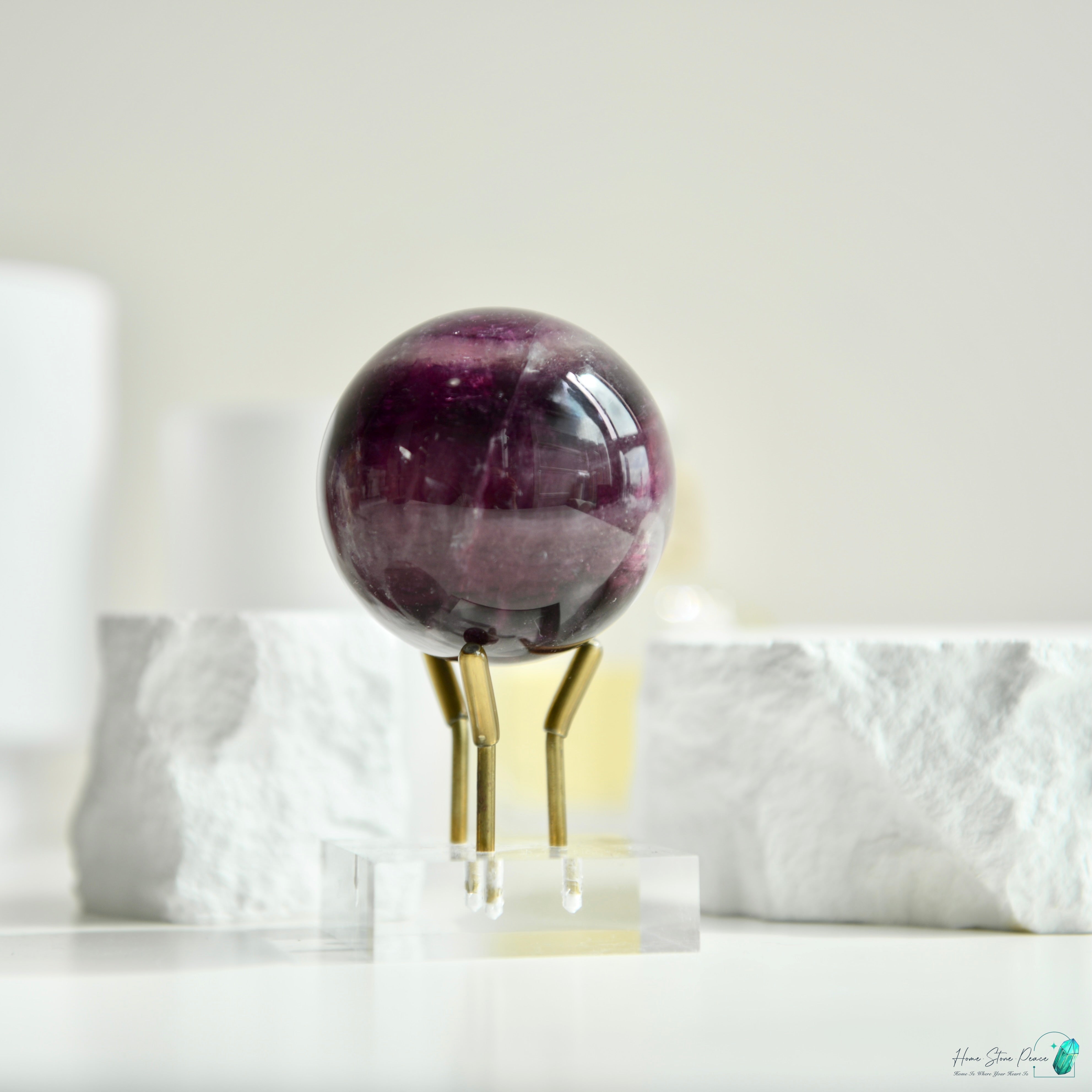 深紫螢石球(含彩虹)Deep Purple Fluorite Sphere with Rainbow