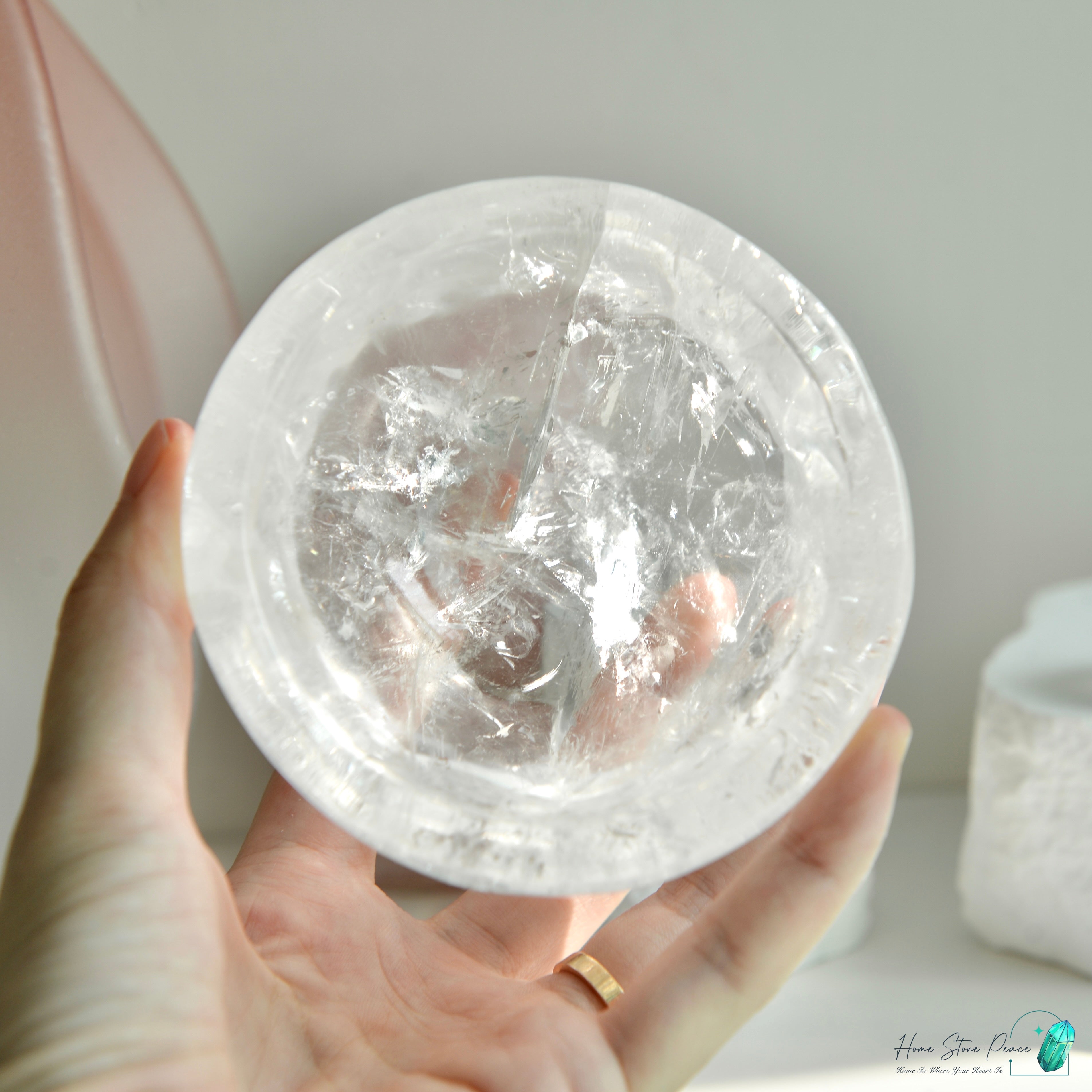 白水晶碗 Clear Quartz Bowl