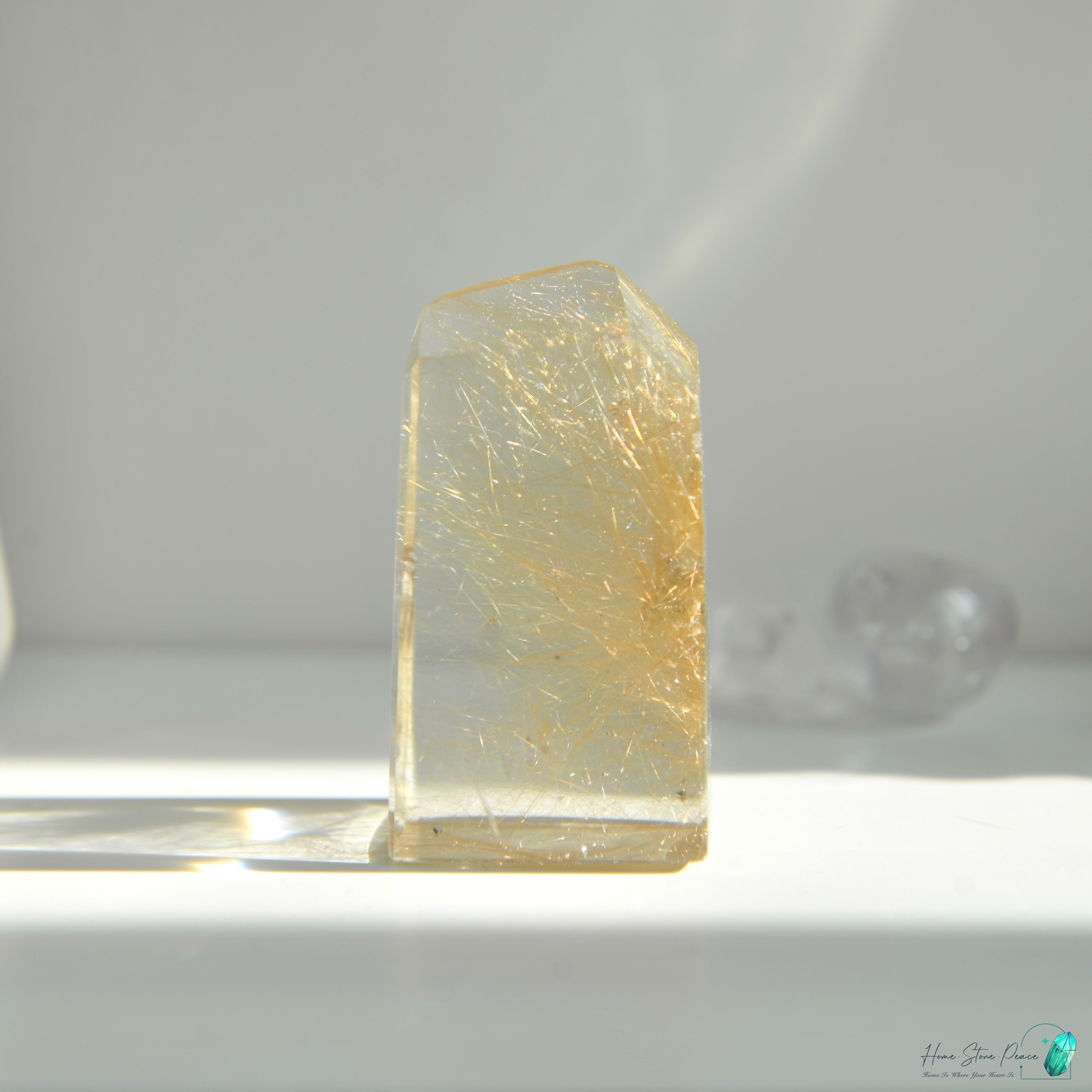巴西金髮晶三角柱 ブラジル産ゴールドルチル三角塔