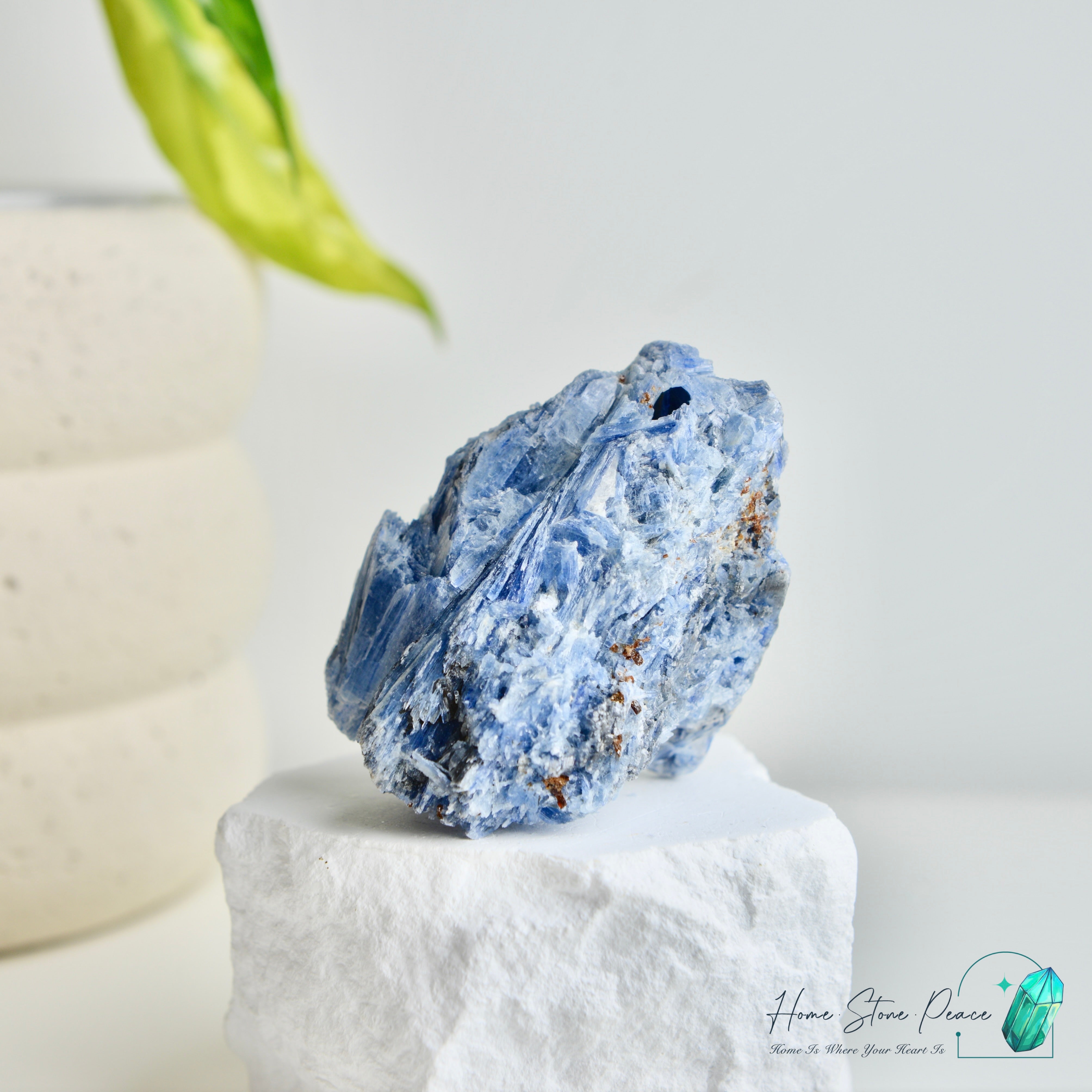 藍晶石原石塊 Blue Kyanite Cluster