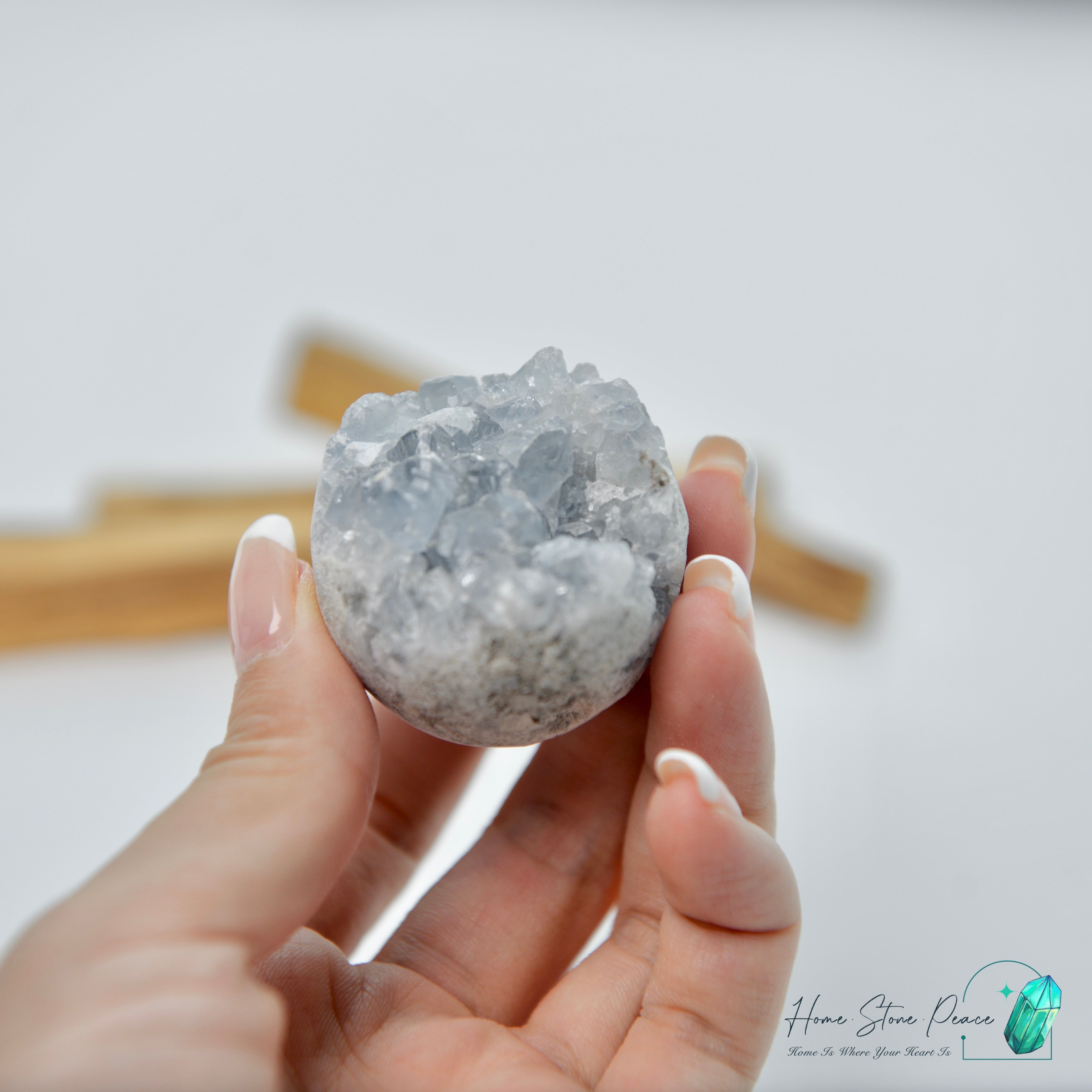 小天青石タンパク質 ベビーセレスタイトの卵