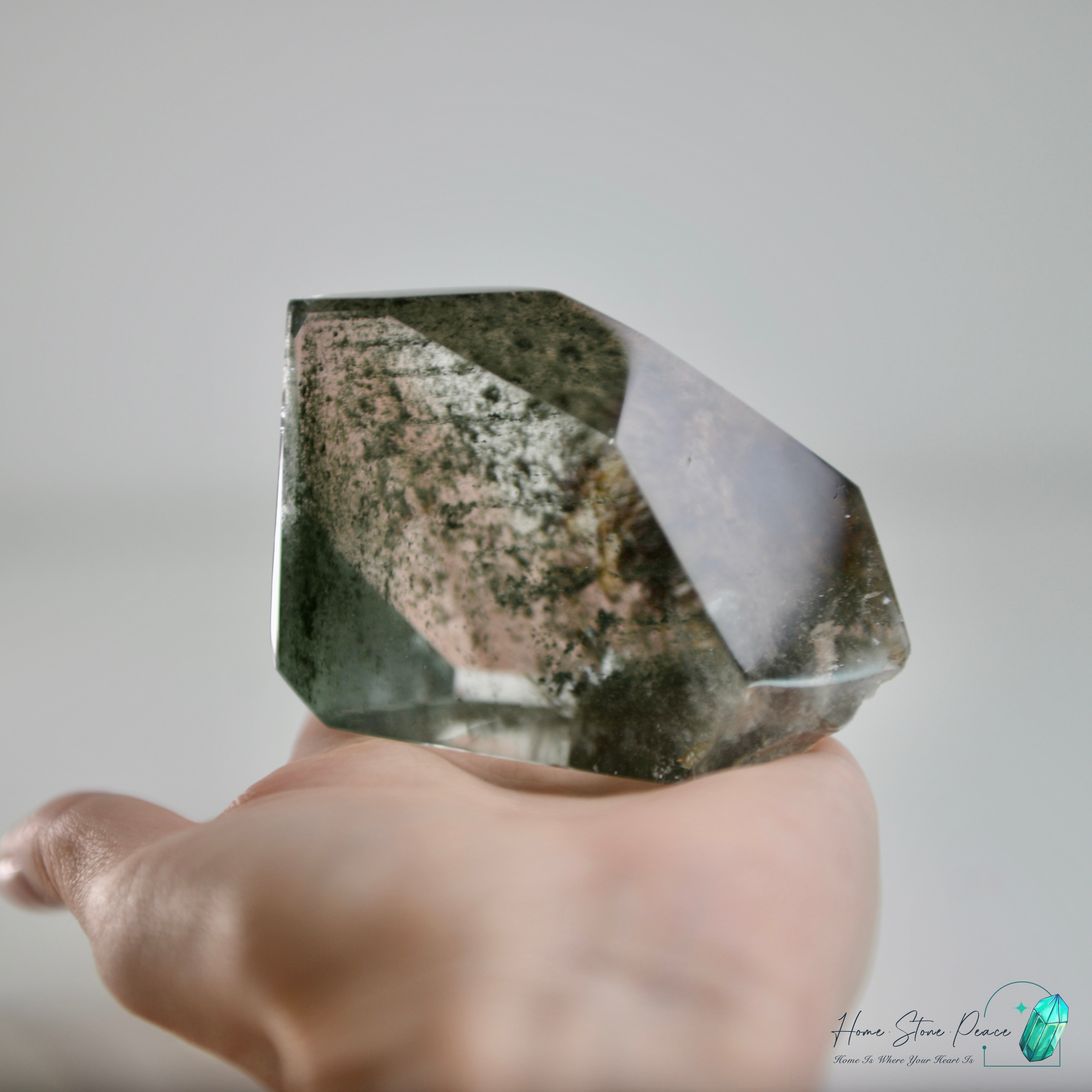 巴西千層金字塔綠幽靈隨形 ブラジルのピラミッド グリーンファントム フリーフォーム