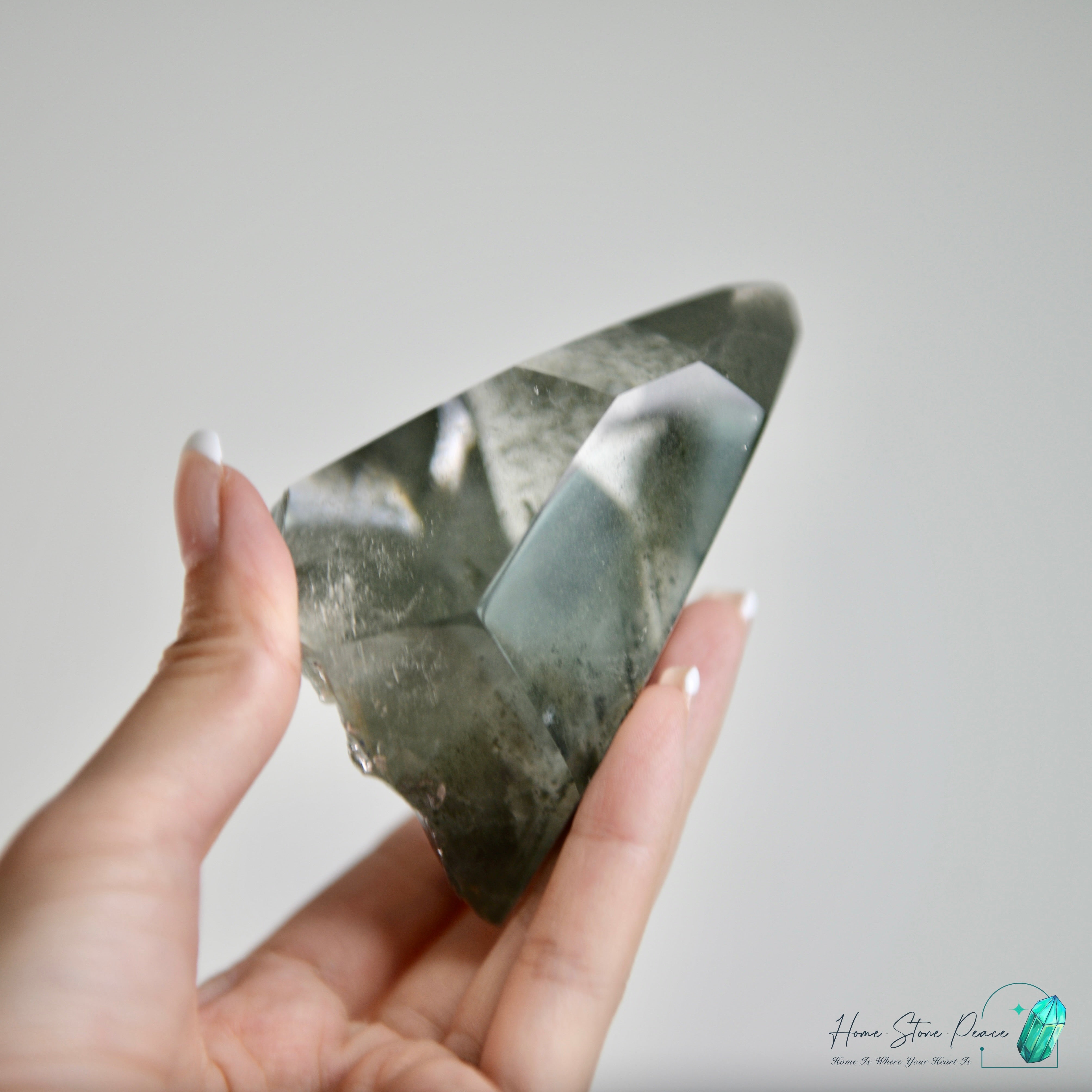 巴西千層金字塔綠幽靈隨形 ブラジルのピラミッド グリーンファントム フリーフォーム