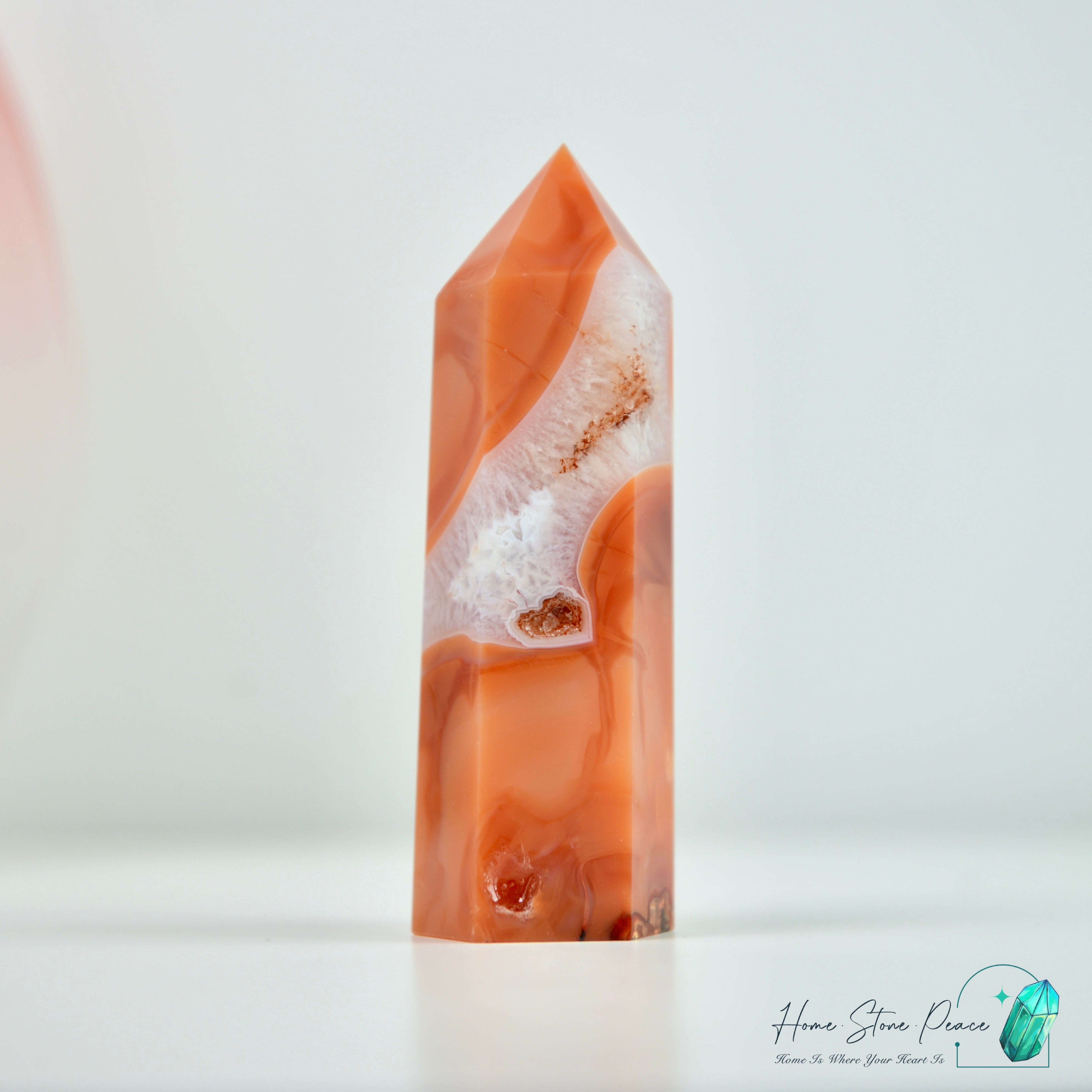 紅玉髓柱 Carnelian Tower