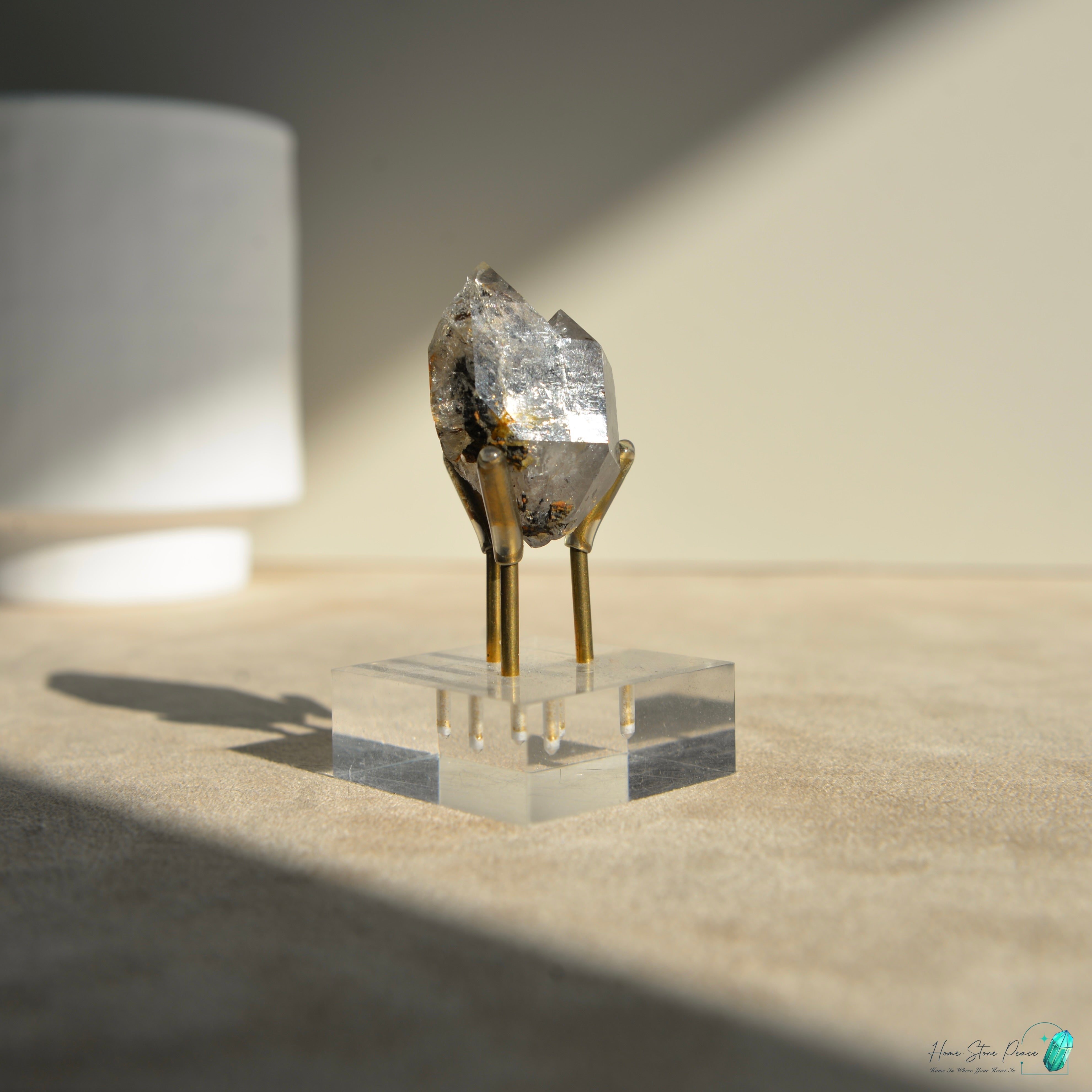 美國紐約黑金赫基蒙鑽石 New York Herkimer Diamond with Golden Healer & Hydrocarbon