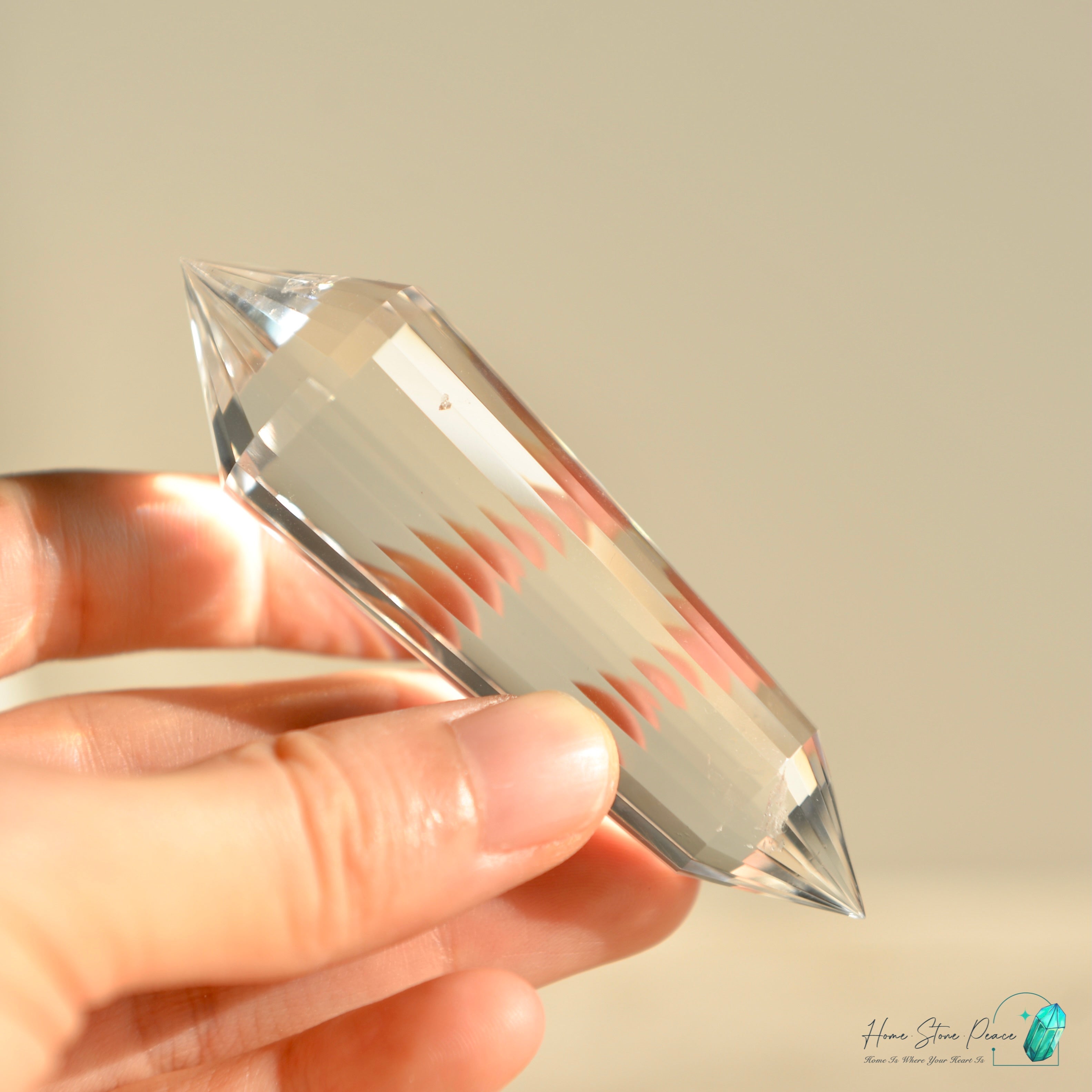 純手工沃格爾白水晶 (24面) Handcrafted Clear Quartz Vogel Cut (24 sides)